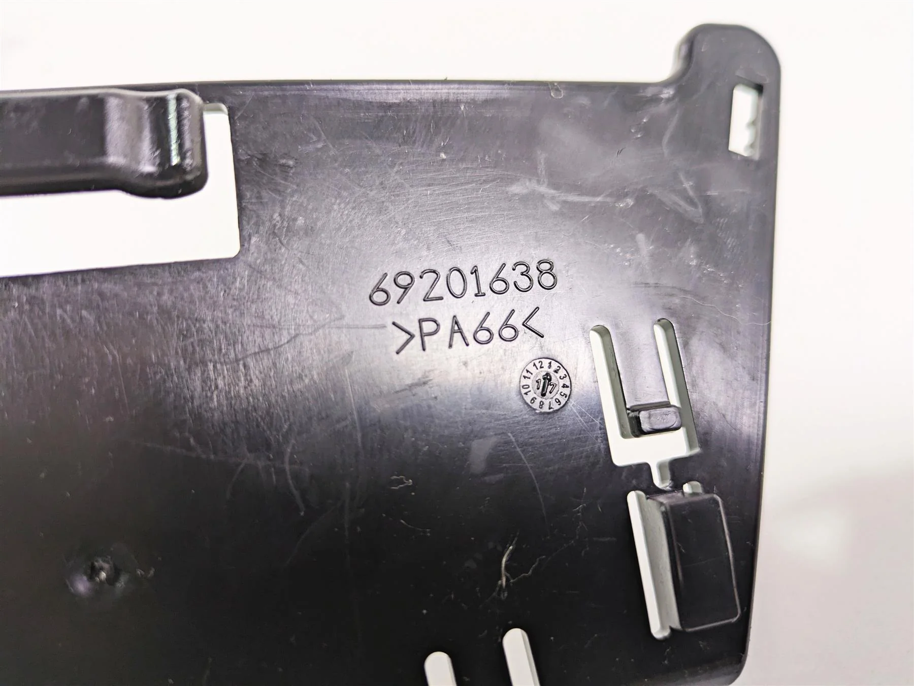 2020 Harley Softail FXST Standard Electrical Carrier Plastic Set 66000126 - Image 7