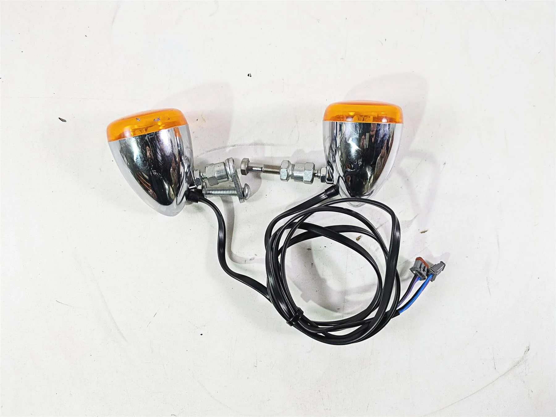 2020 Harley Softail FXST Standard Front Blinker Turn Signal Set 67800519 - Image 5