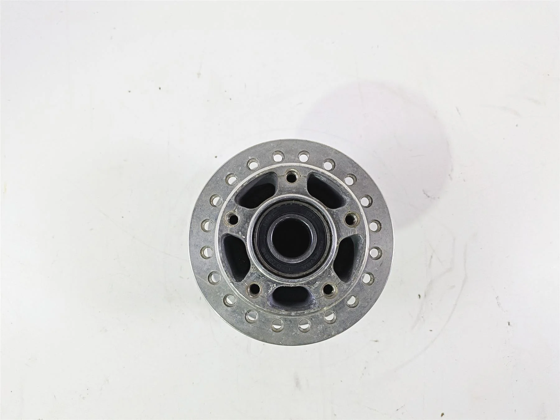 2020 Harley Softail FXST Standard Front Wheel Hub Spoke Rim 43001-06 - Image 5