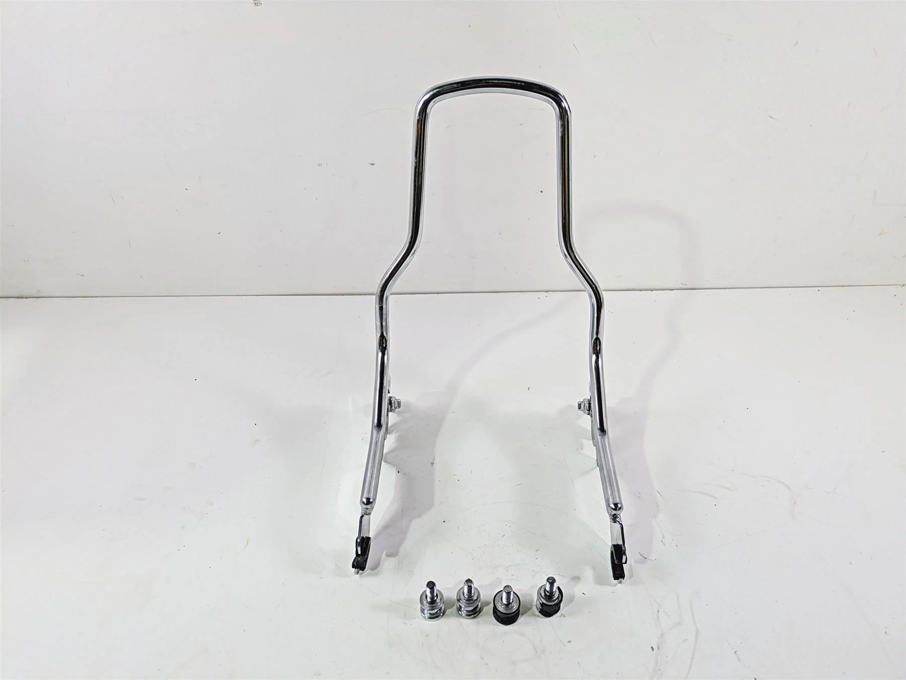 2020 Harley Softail FXST Standard Hold Fast Sissybar Rail & Mount Kit 52300432