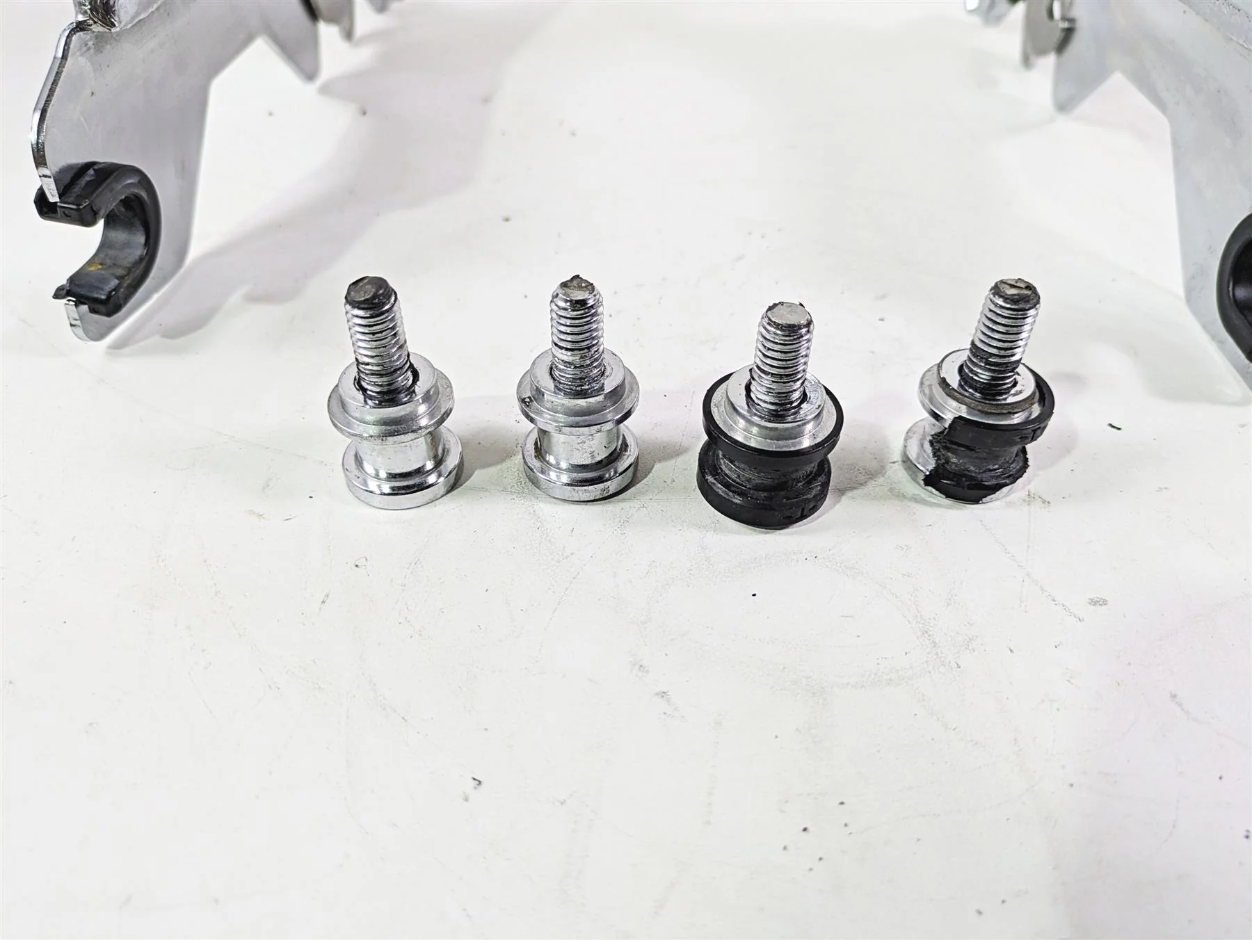 2020 Harley Softail FXST Standard Hold Fast Sissybar Rail & Mount Kit 52300432 - Image 2