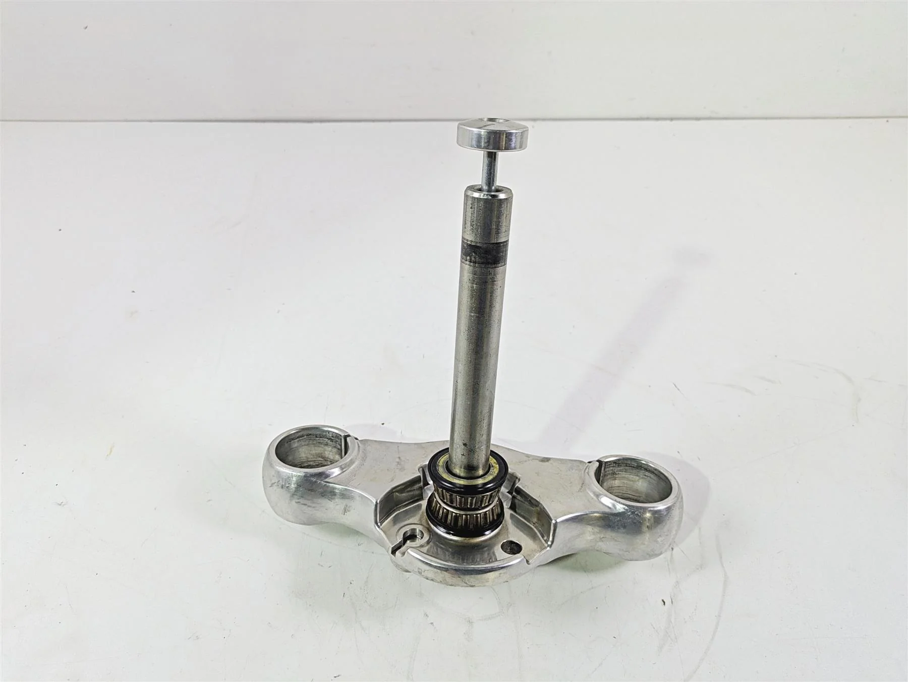 2020 Harley Softail FXST Standard Lower Triple Tree Steering Clamp 45900299 - Image 3