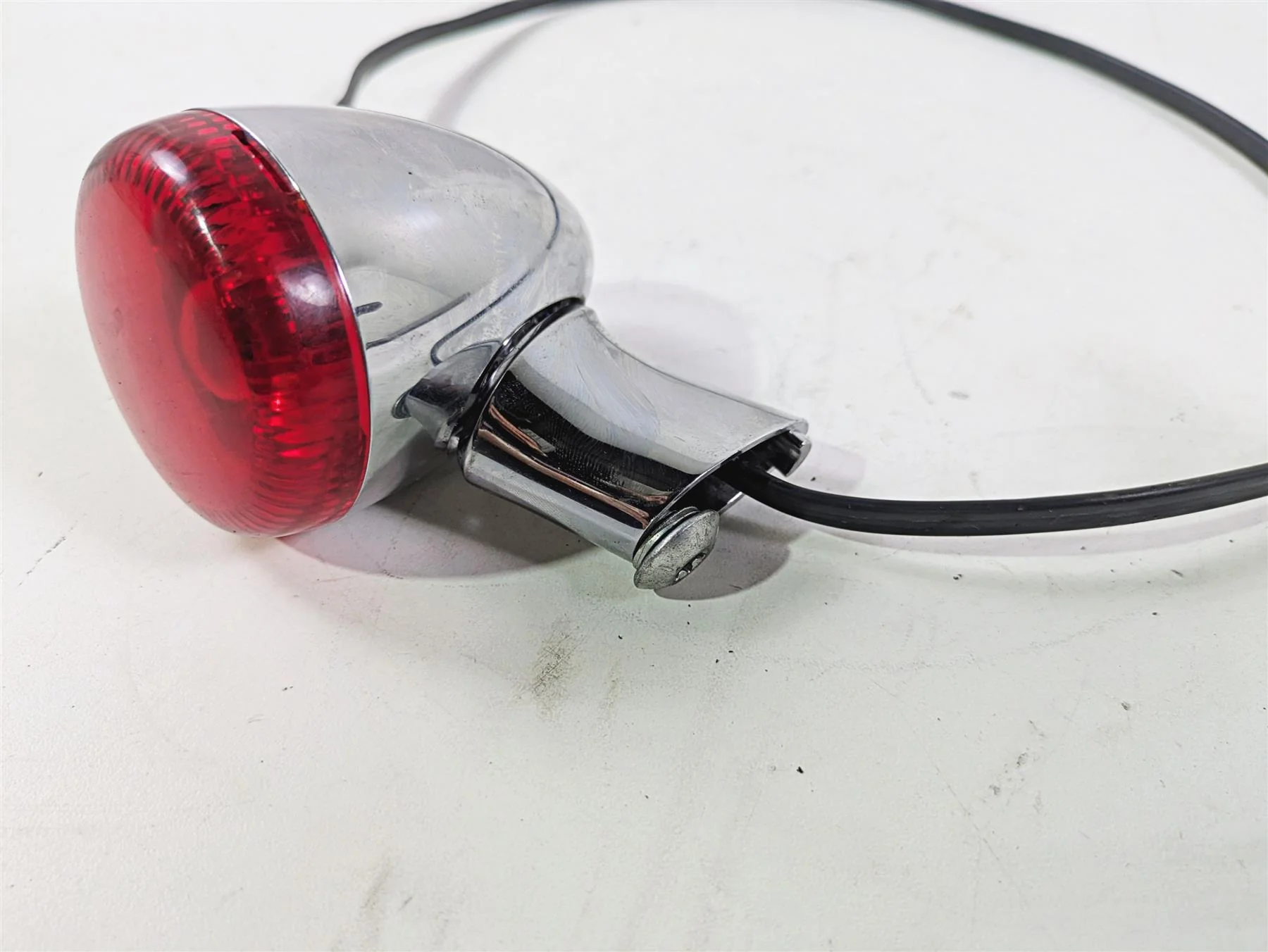 2020 Harley Softail FXST Standard Rear Turn Signal 69438-06 67800966 - Image 12