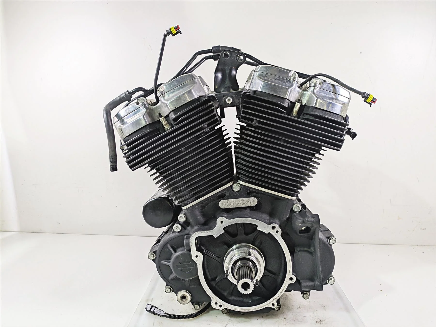 2020 Harley Softail FXST Standard Running Engine M8 107ci - 12k - Video 16200646 - Image 3