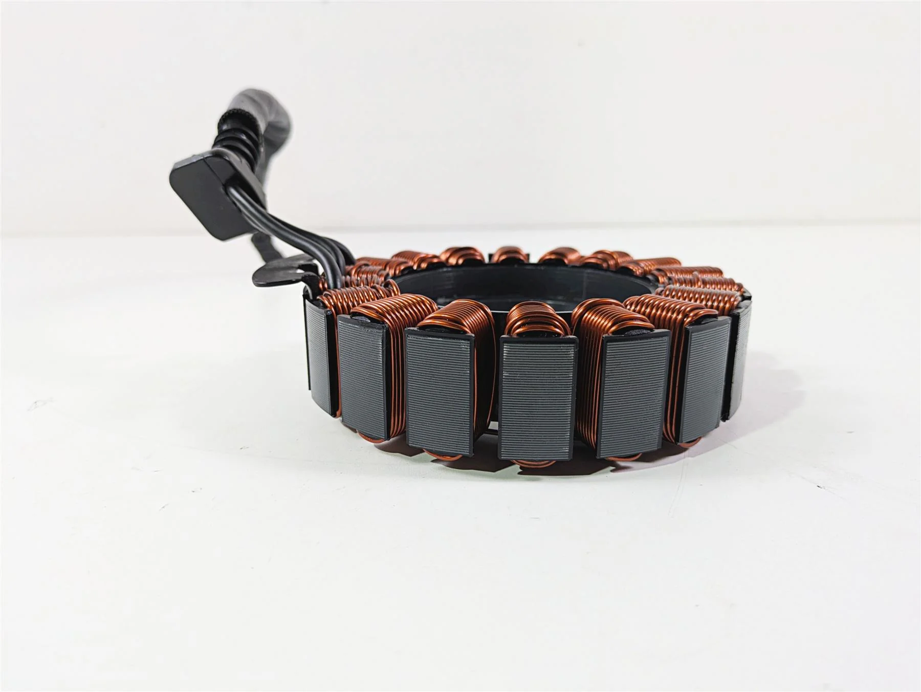 2020 Harley Softail FXST Standard Stator Alternator Generator 29900042A - Image 5