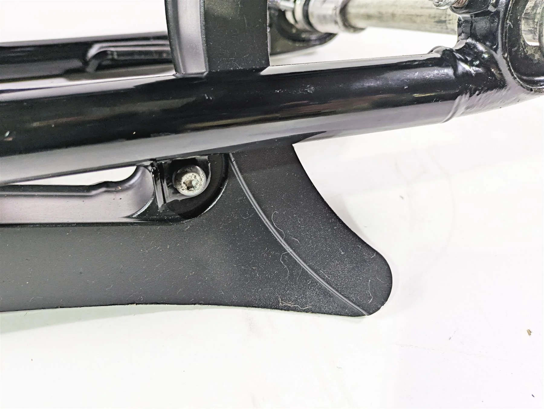 2020 Harley Softail FXST Standard Swingarm Swing Arm & Guards 47400099BHP - Image 7