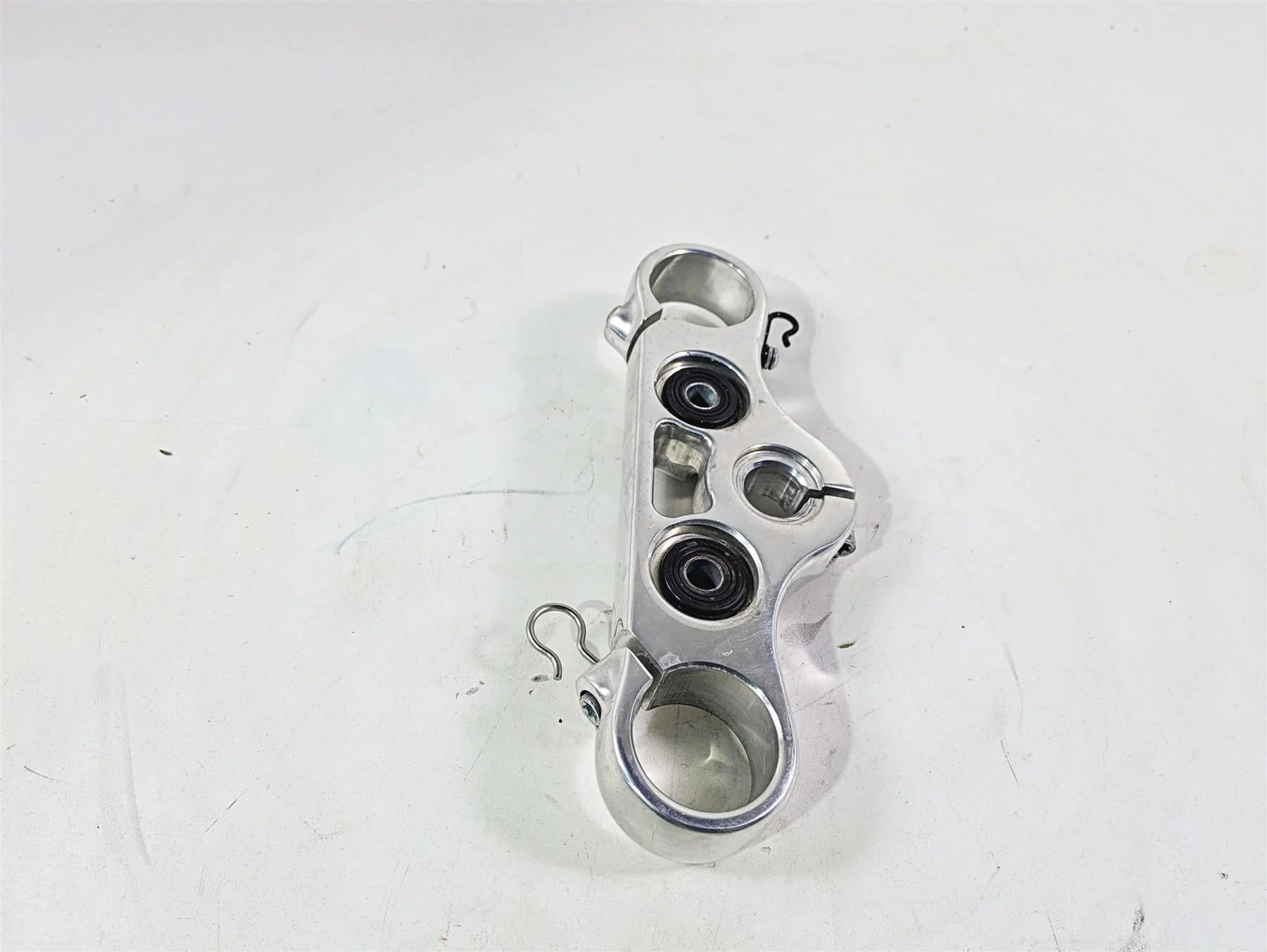 2020 Harley Softail FXST Standard Upper Triple Tree Steering Clamp 45900298 - Image 2