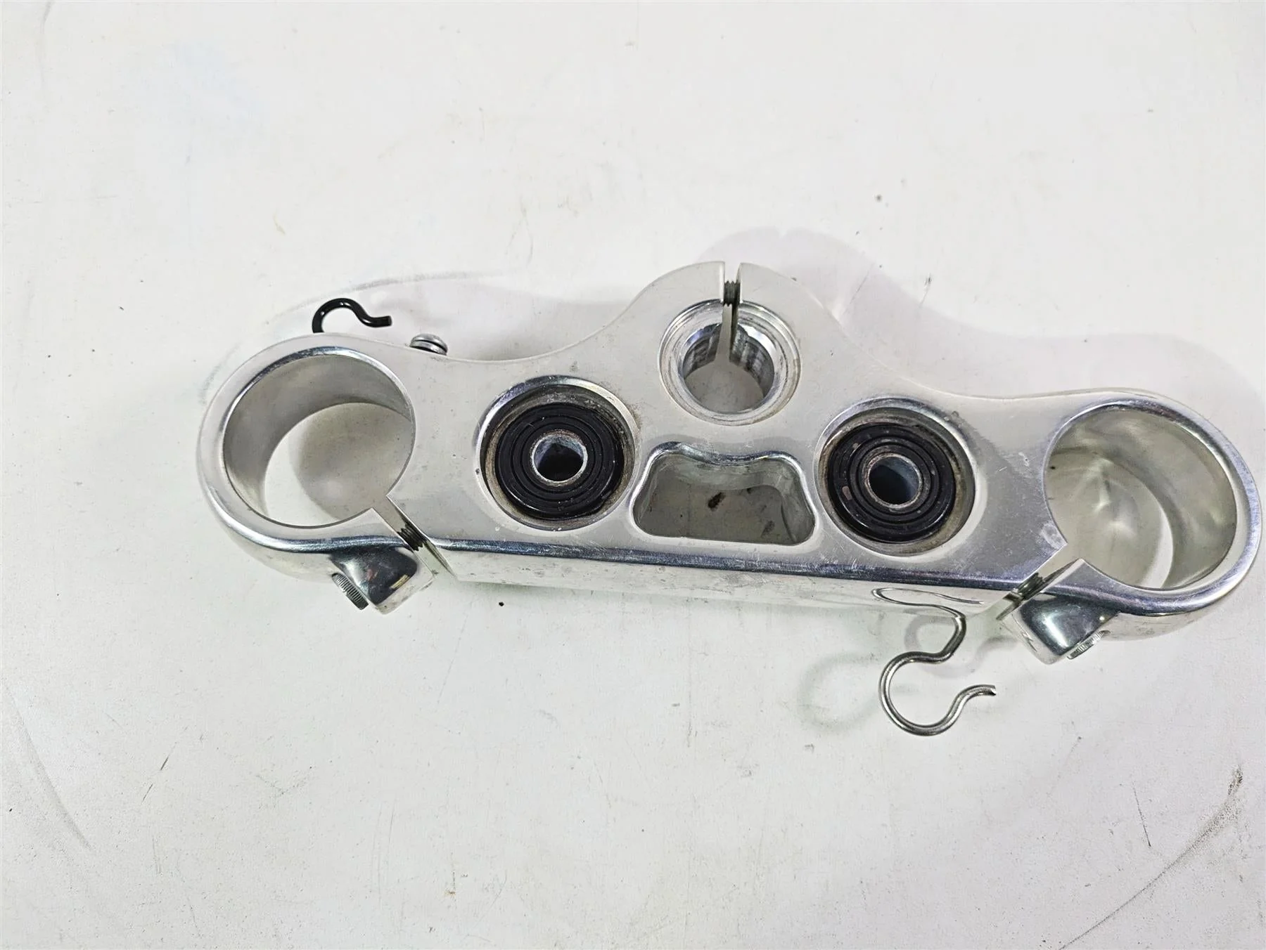 2020 Harley Softail FXST Standard Upper Triple Tree Steering Clamp 45900298 - Image 5