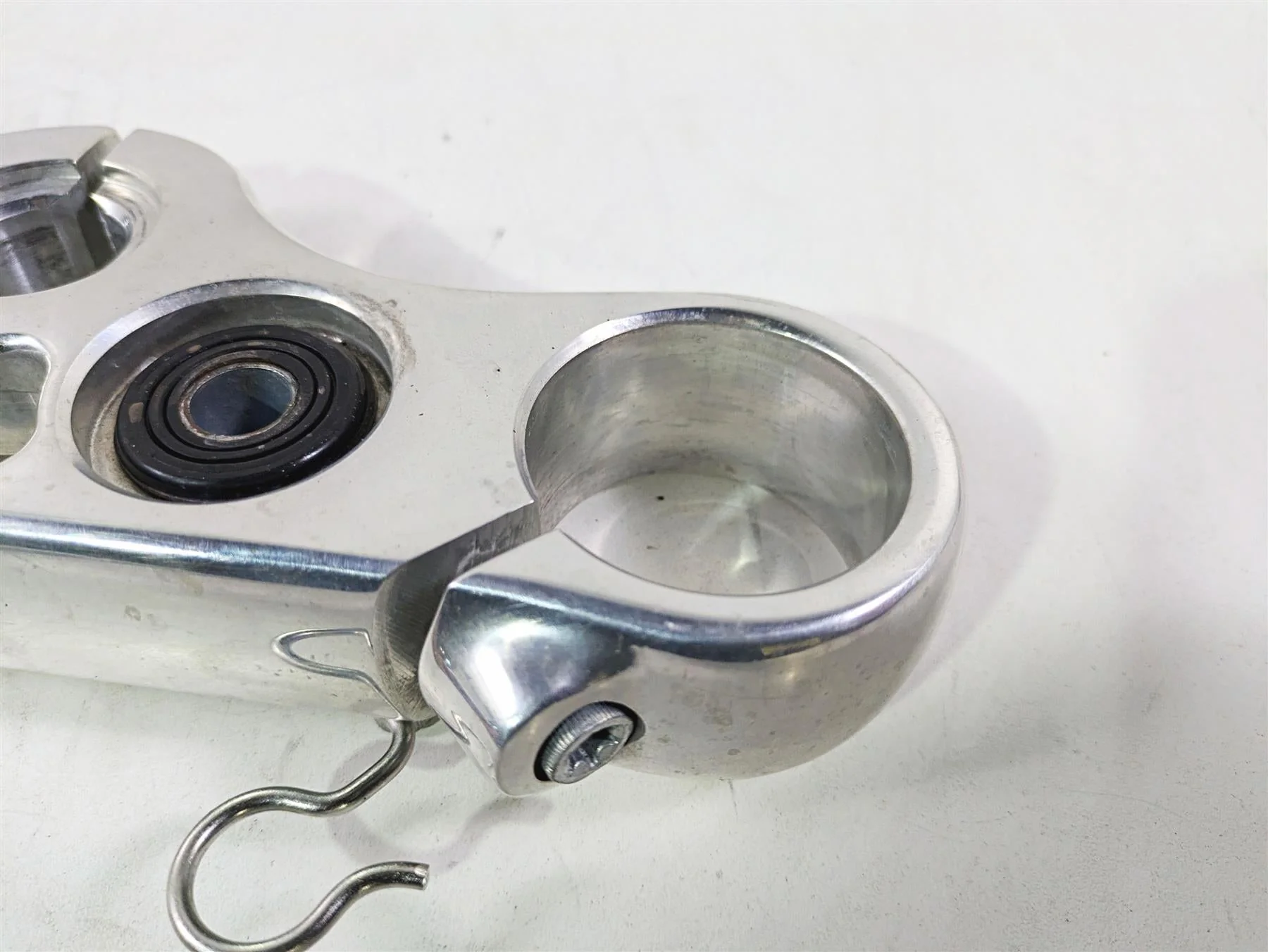 2020 Harley Softail FXST Standard Upper Triple Tree Steering Clamp 45900298 - Image 6