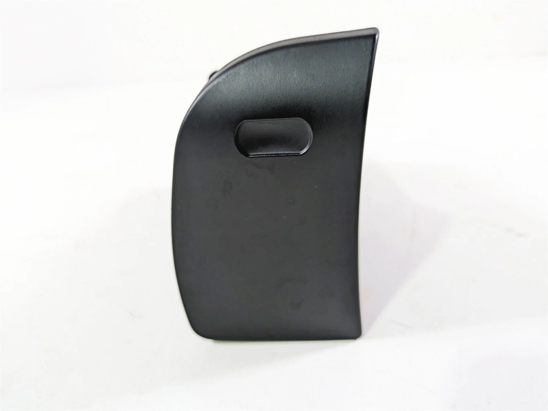 2020 Harley Touring FLHT Electra Glide Front Fairing Media Compartment 76000944 - Image 3