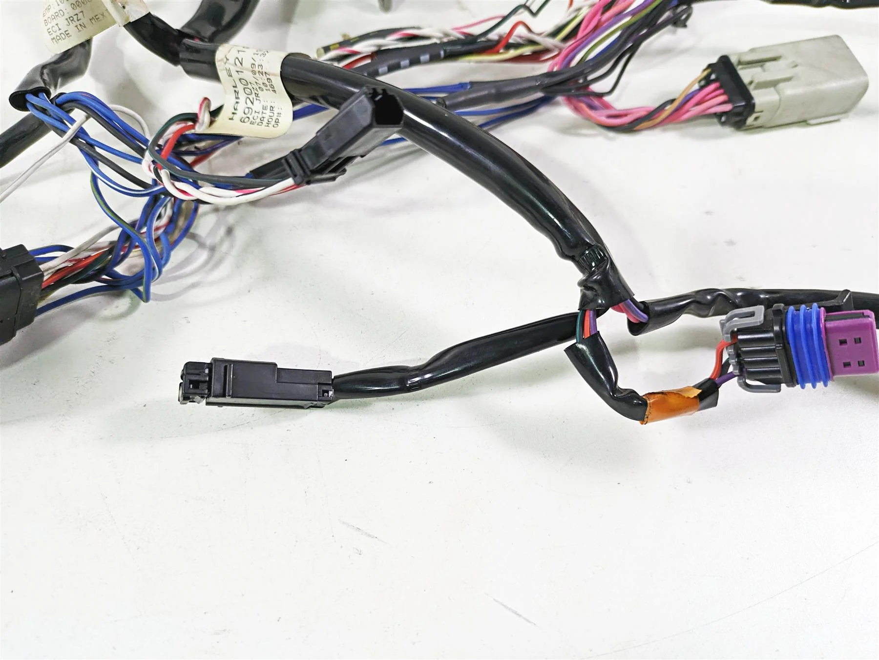 2020 Harley Touring FLHT Electra Glide Front Fairing Wiring Harness 69200121A - Image 7