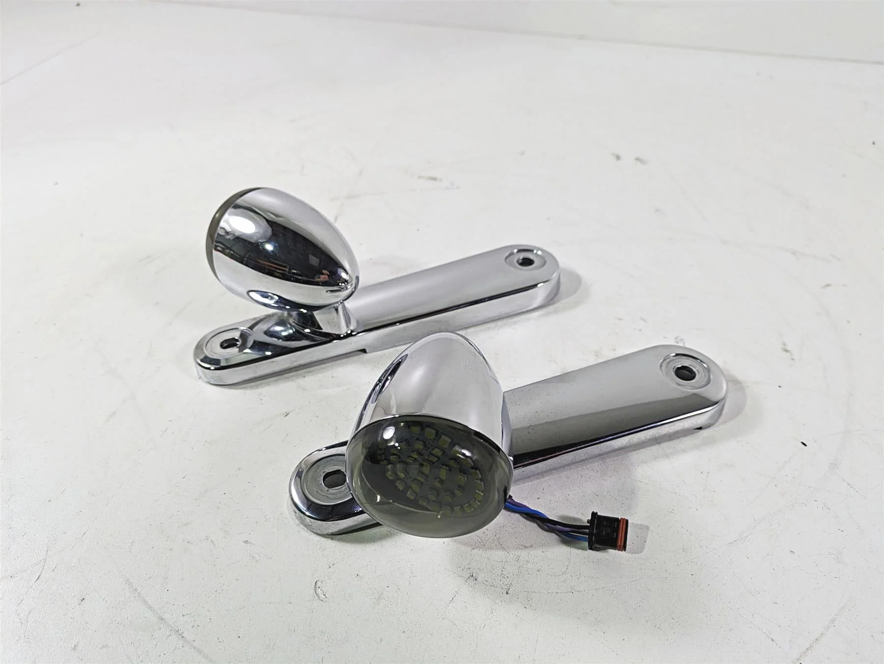 2020 Harley Touring FLHT Electra Glide Front Led Blinker & Mount Set 68000036 - Image 11