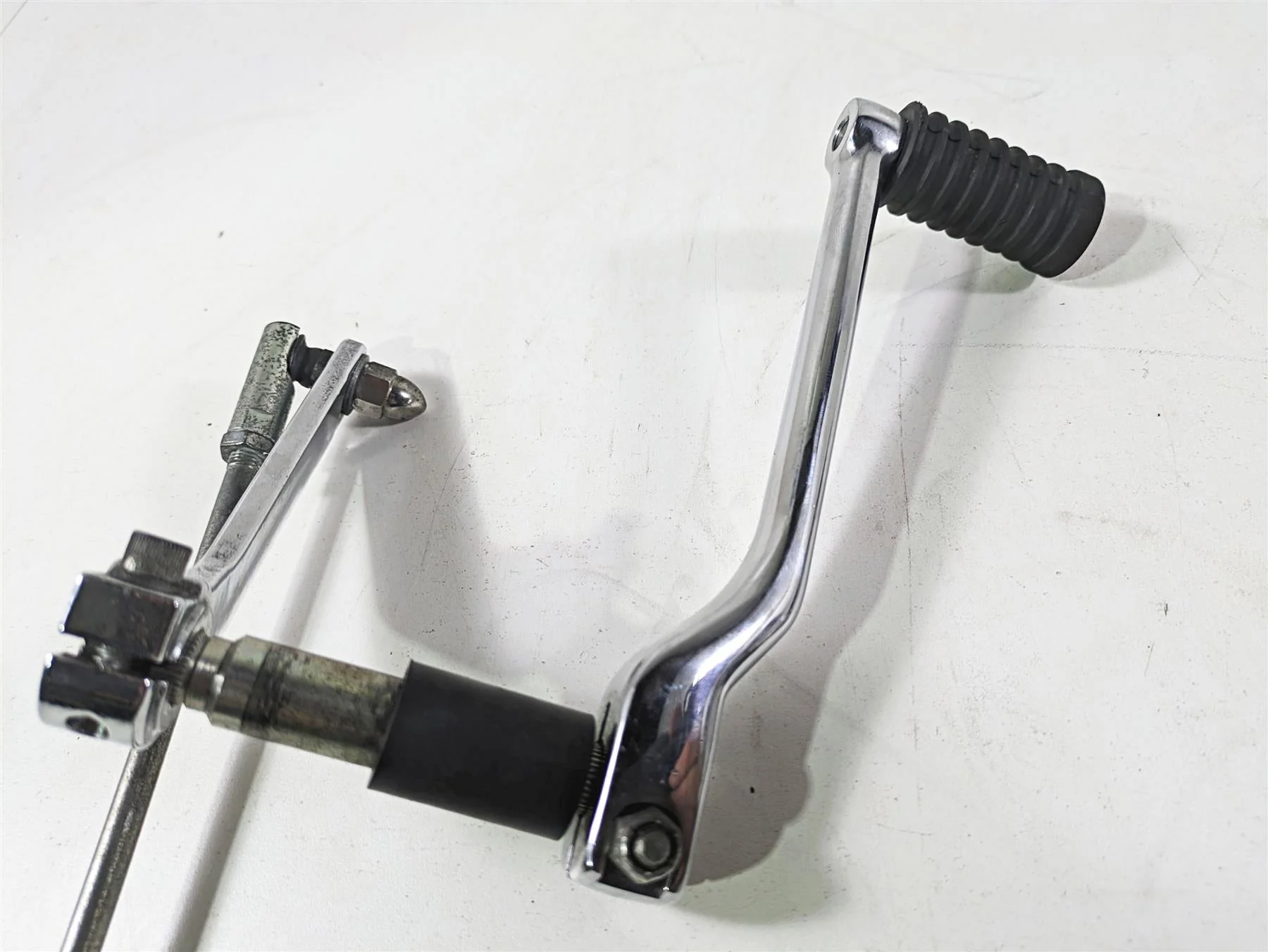 2020 Harley Touring FLHT Electra Glide Left Rider Floor Board & Shifter 50621-06 - Image 12