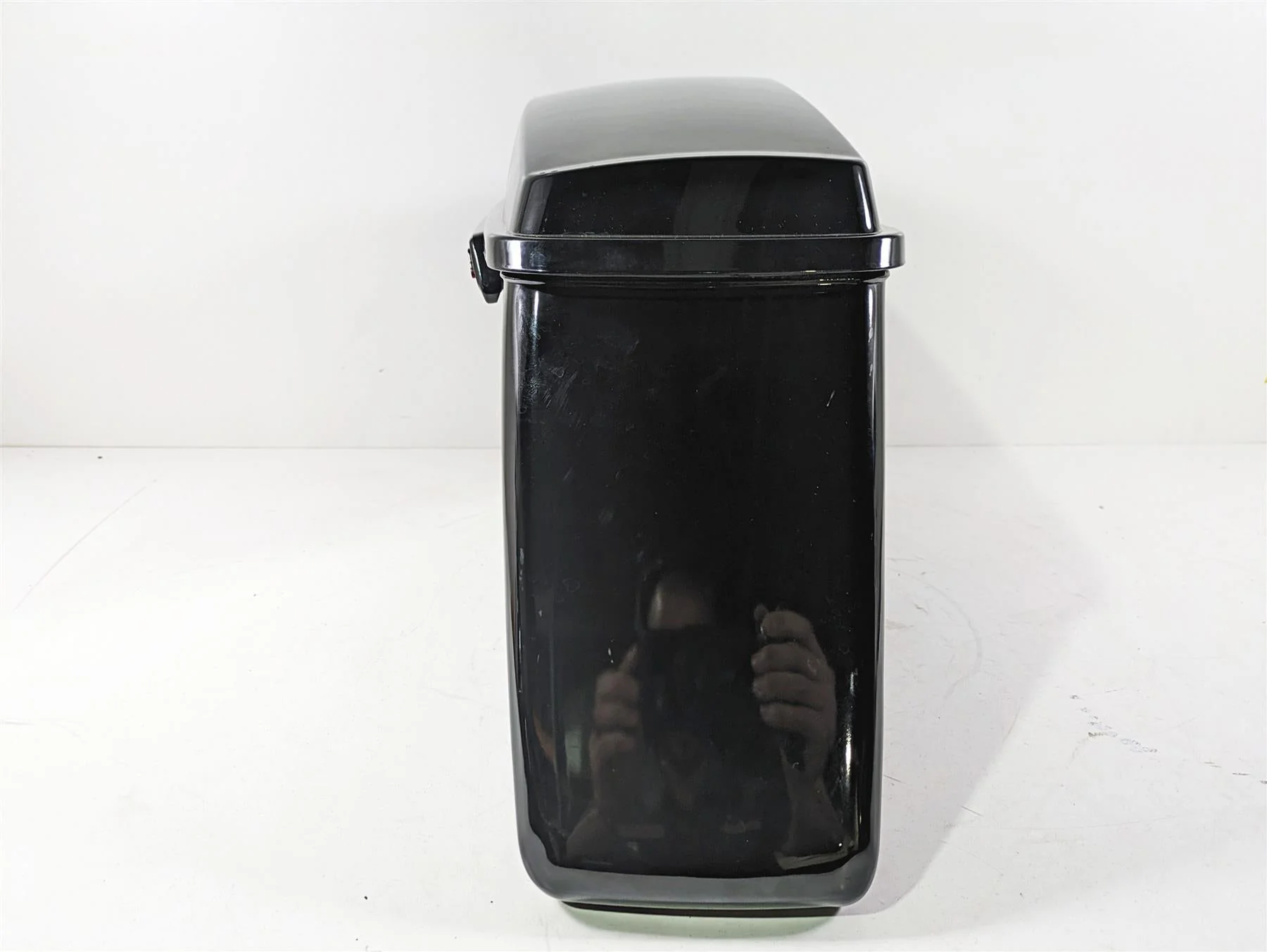 2020 Harley Touring FLHT Electra Glide Left Saddlebag Saddle Bag - Read 90200414 - Image 3