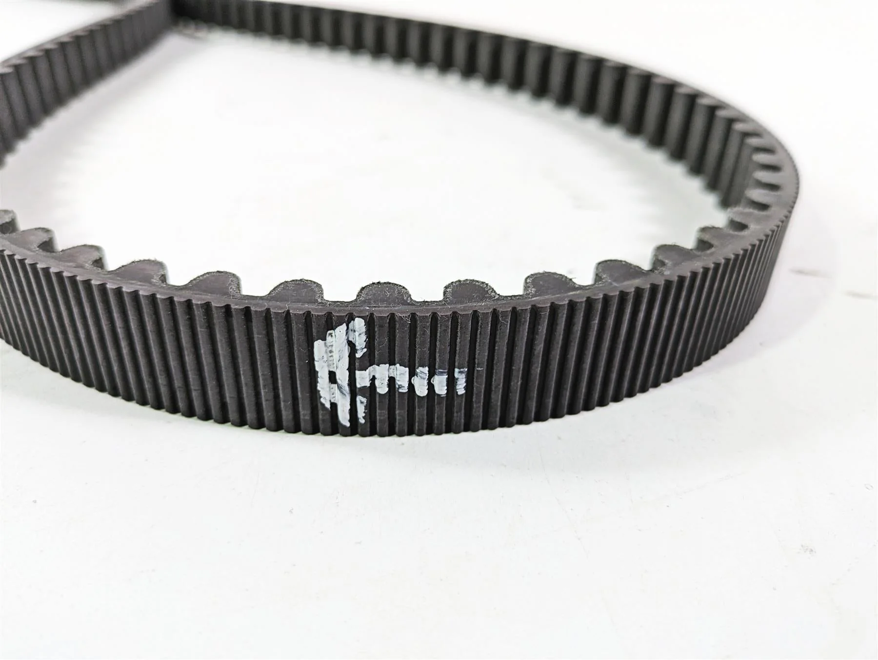 2020 Harley Touring FLHT Electra Glide Rear Drive Belt 140t 24mm 40024-09A - Image 4