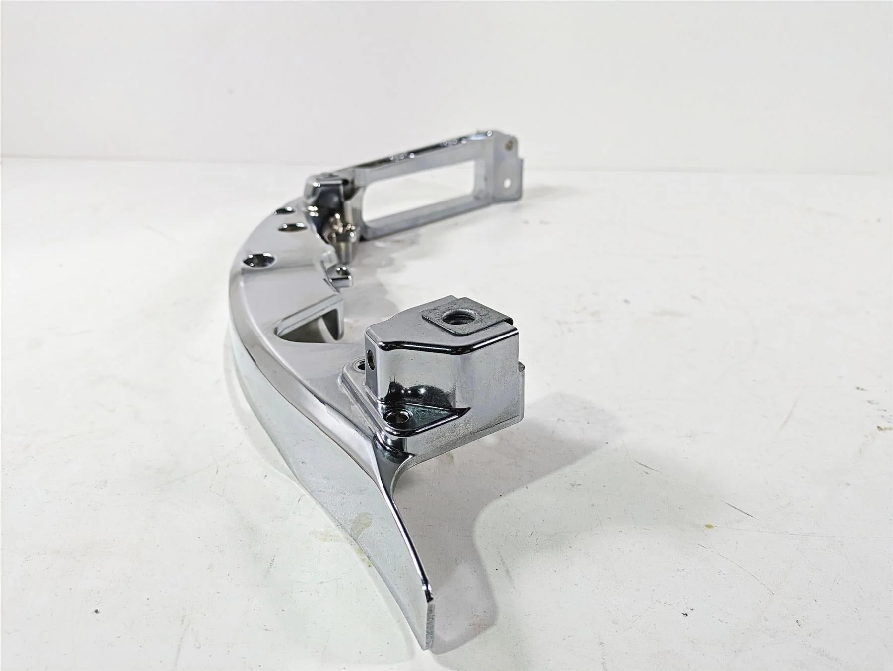 2020 Harley Touring FLHT Electra Glide Rear Fender Chrome Struts 90200503 - Image 4