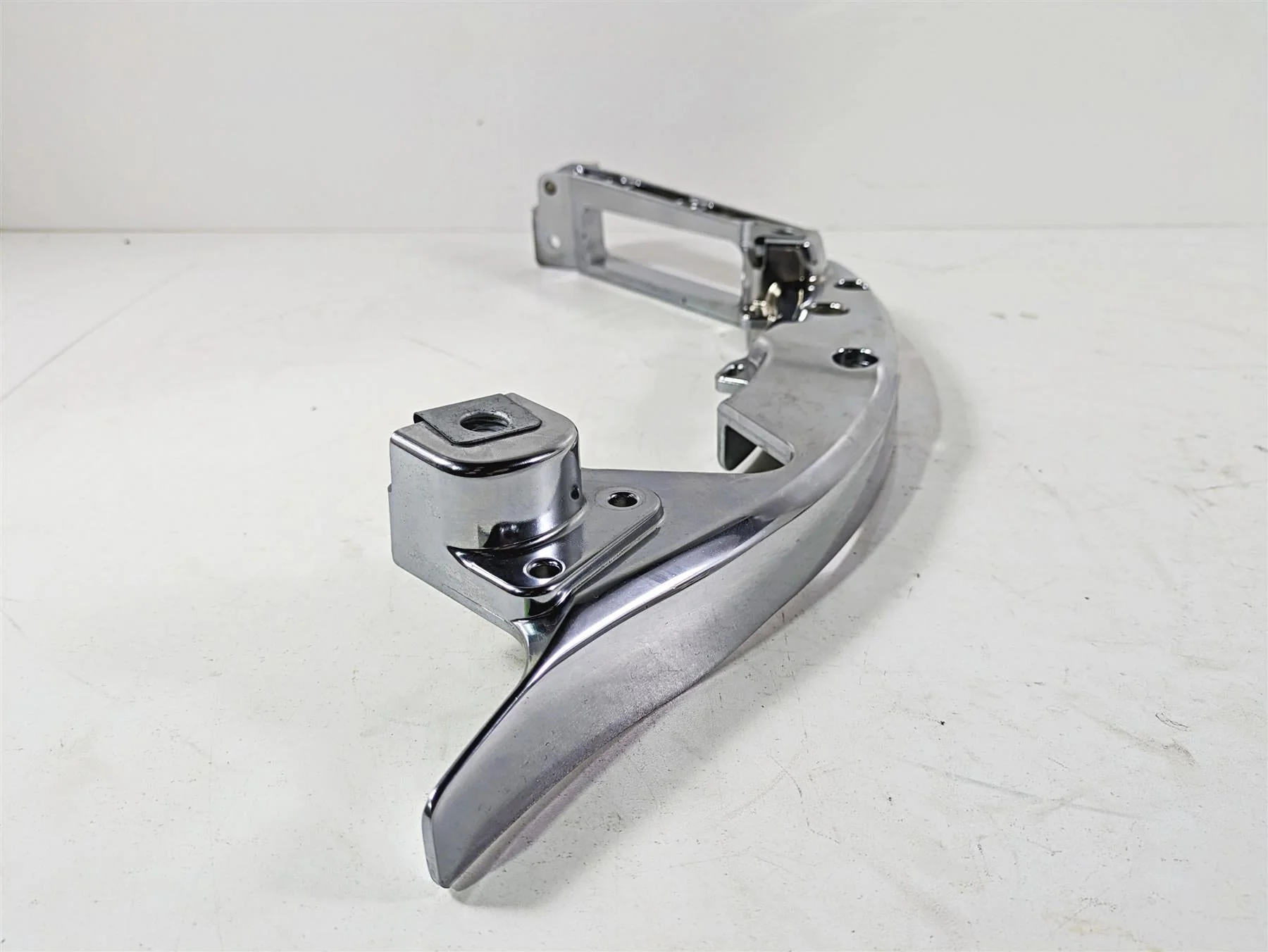 2020 Harley Touring FLHT Electra Glide Rear Fender Chrome Struts 90200503 - Image 8