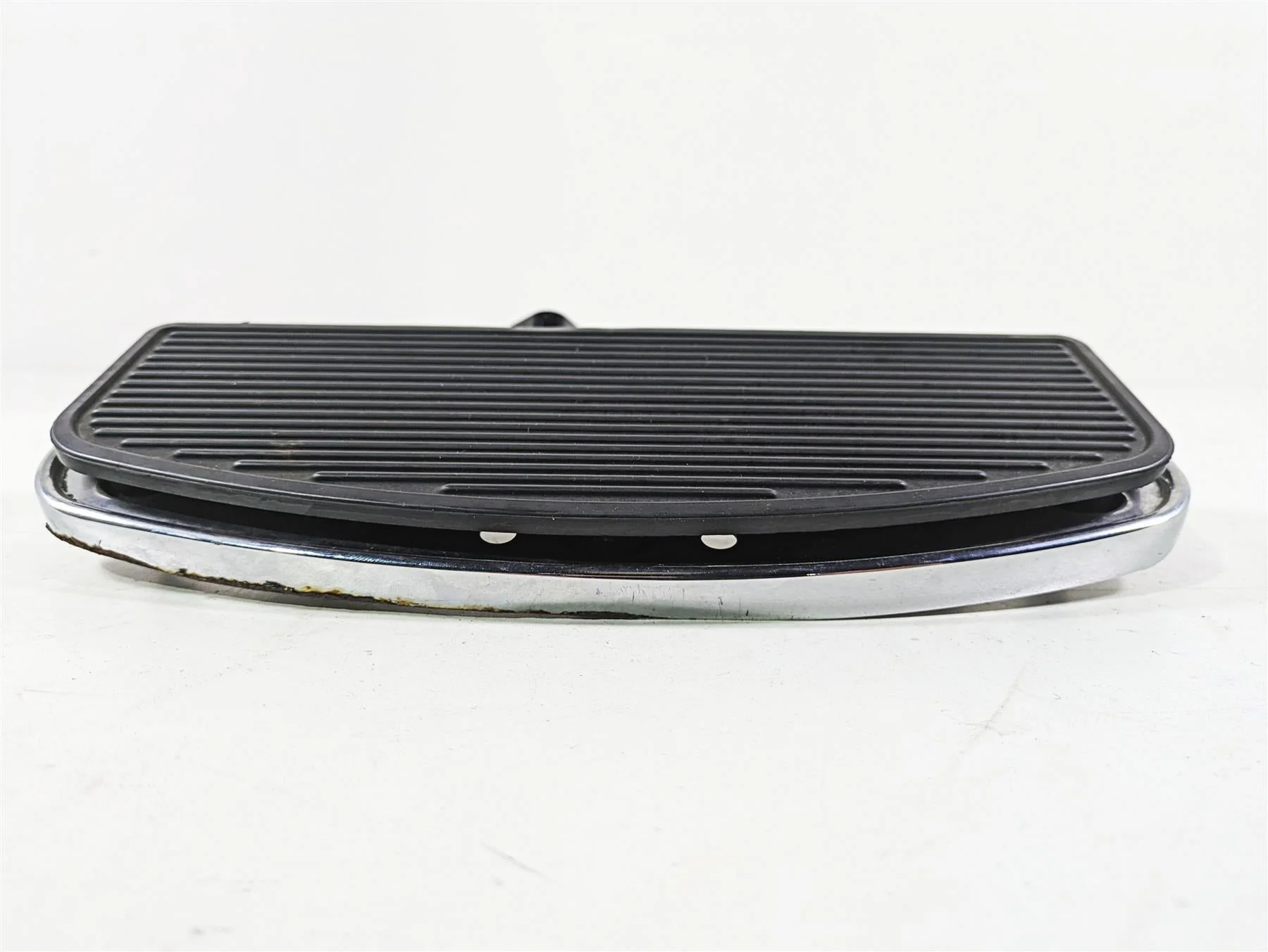 2020 Harley Touring FLHT Electra Glide Right Front Rider Floor Board 50621-06A - Image 3