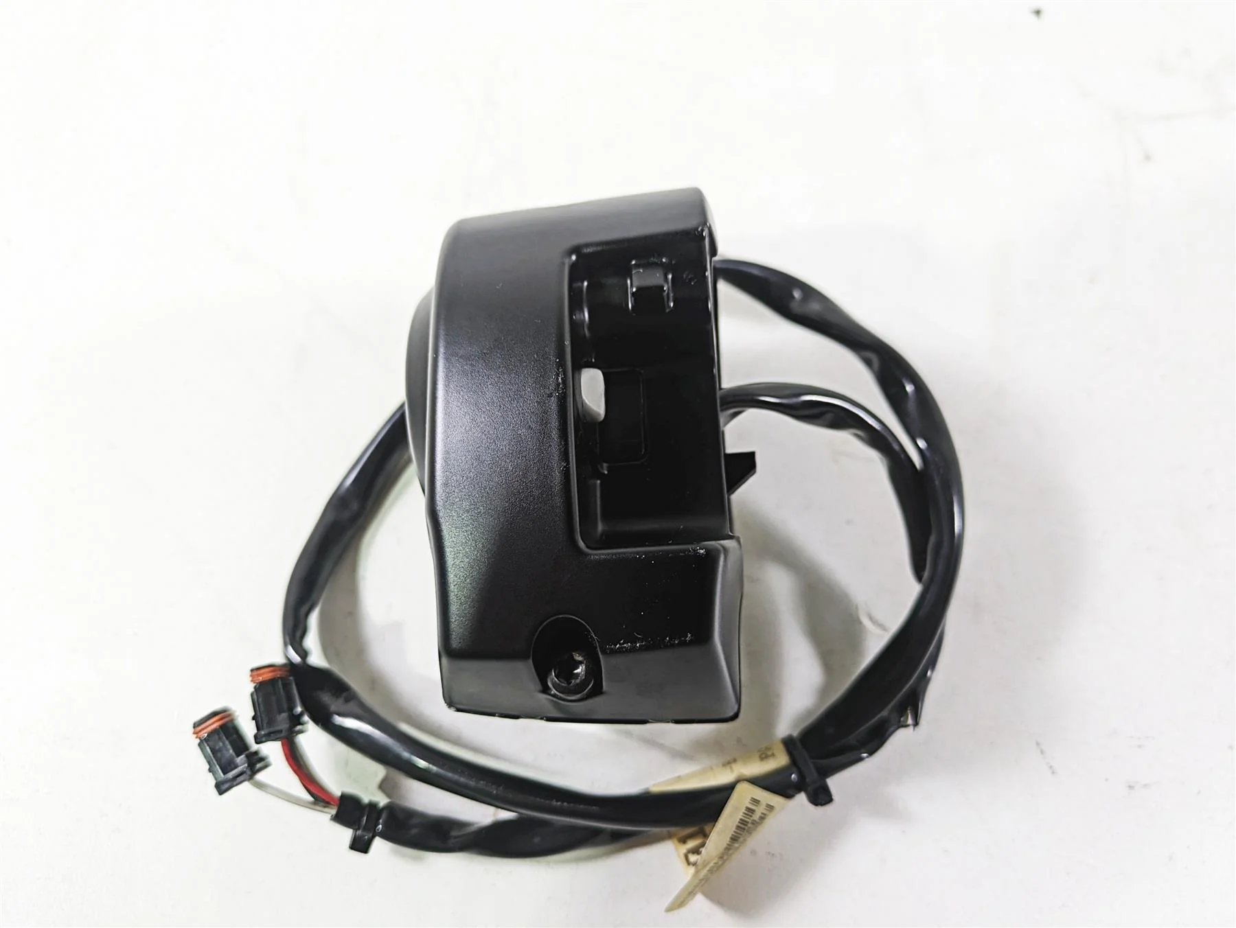 2020 Harley Touring FLHT Electra Glide Right Hand Control Switch 71500127C - Image 7
