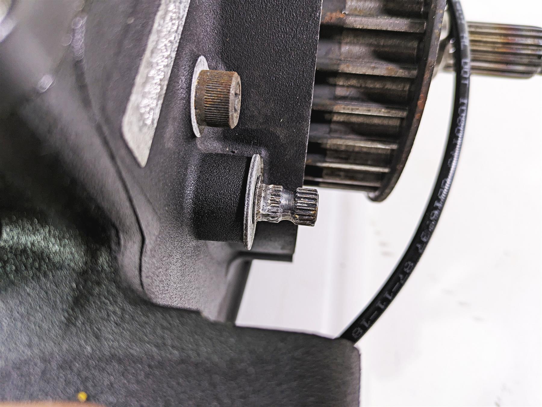 2020 Harley Touring FLHT Electra Glide Transmission Gear Box 6 Speed 7K 34700084 - Image 9