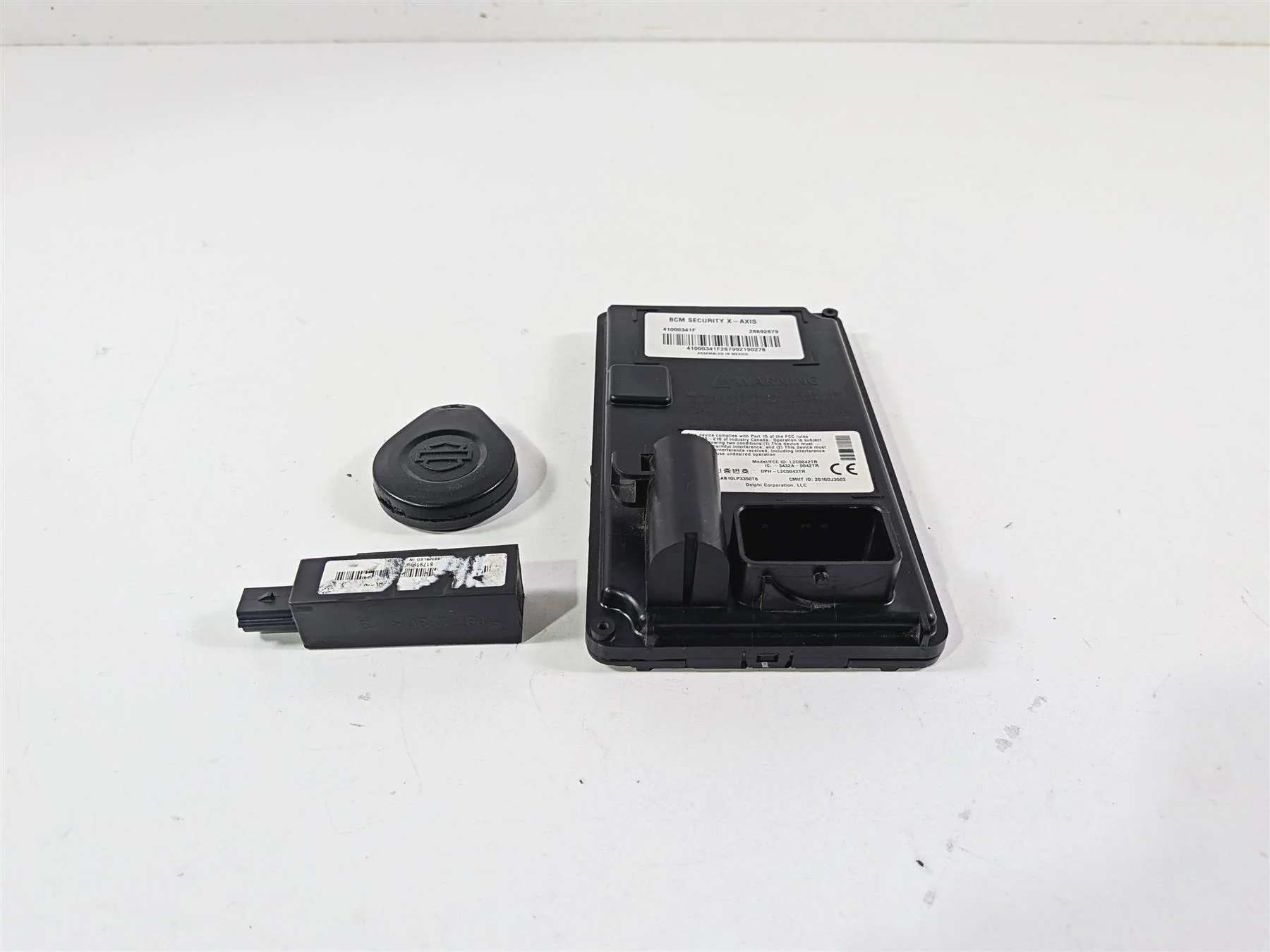 2020 Harley Touring FLTRK Road Glide Bcm Security X-Axis Module + Fob 41000341F - Image 2
