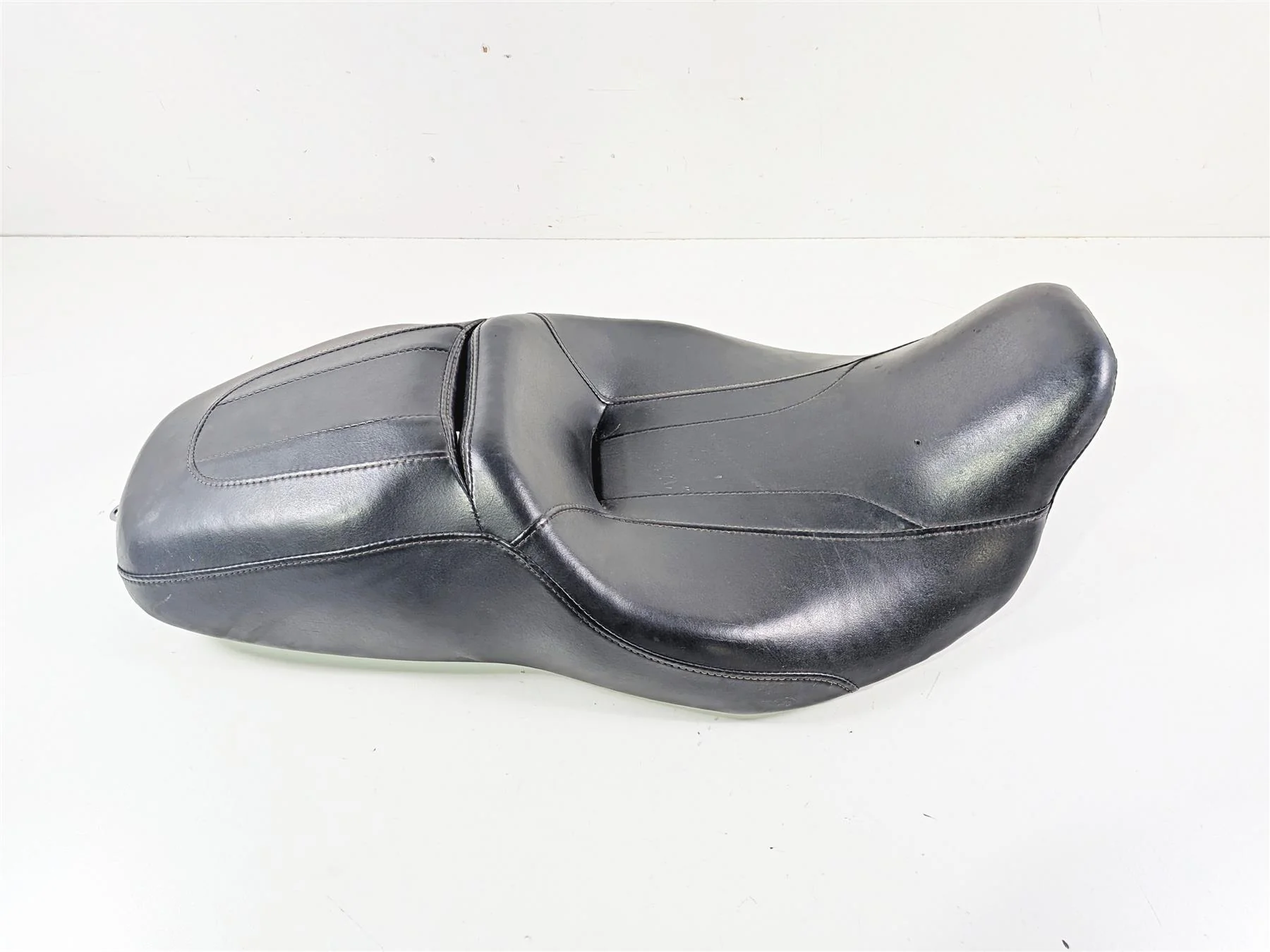 2020 Harley Touring FLTRK Road Glide Duo Rider Seat Saddle Low - Read 52000033