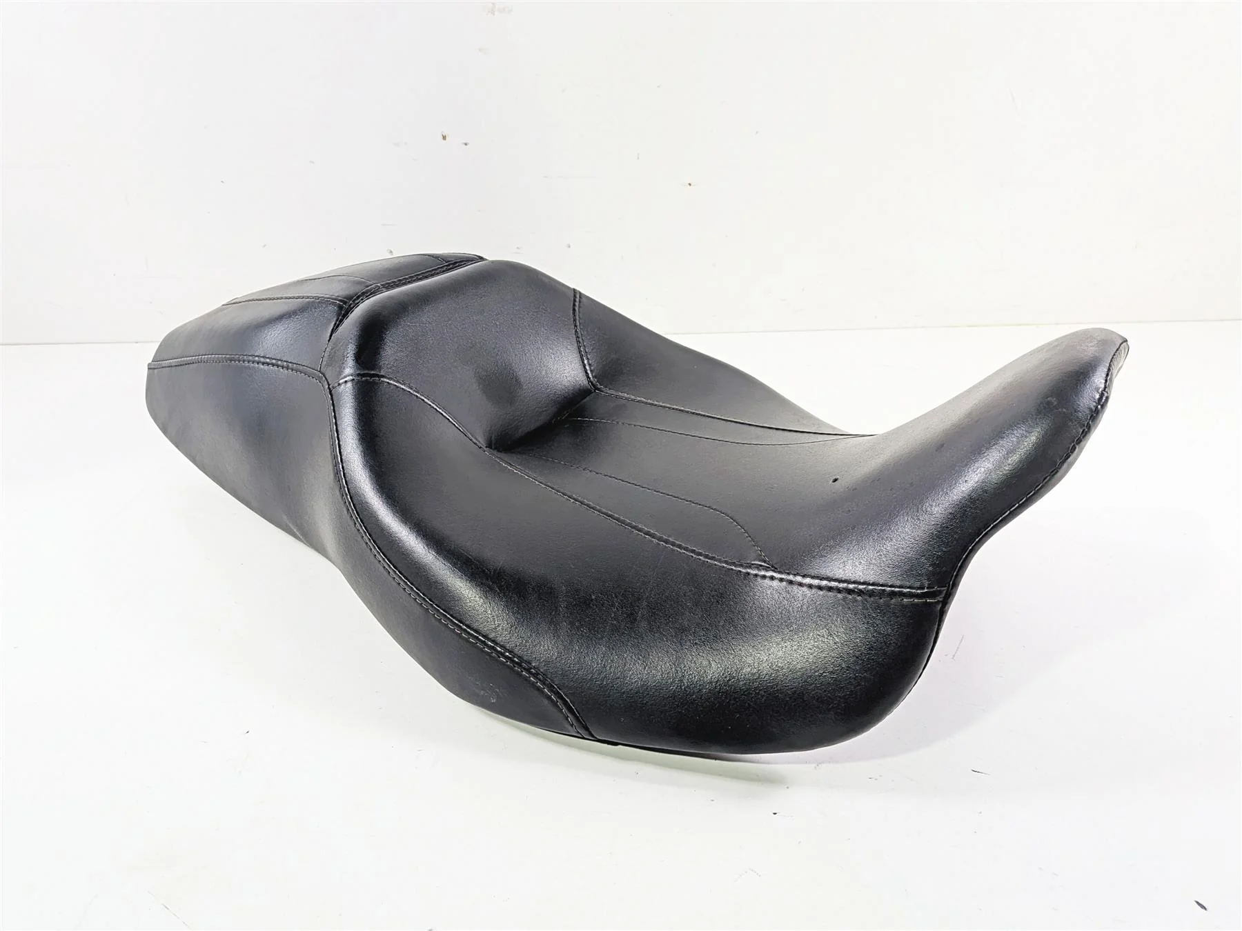 2020 Harley Touring FLTRK Road Glide Duo Rider Seat Saddle Low - Read 52000033 - Image 12