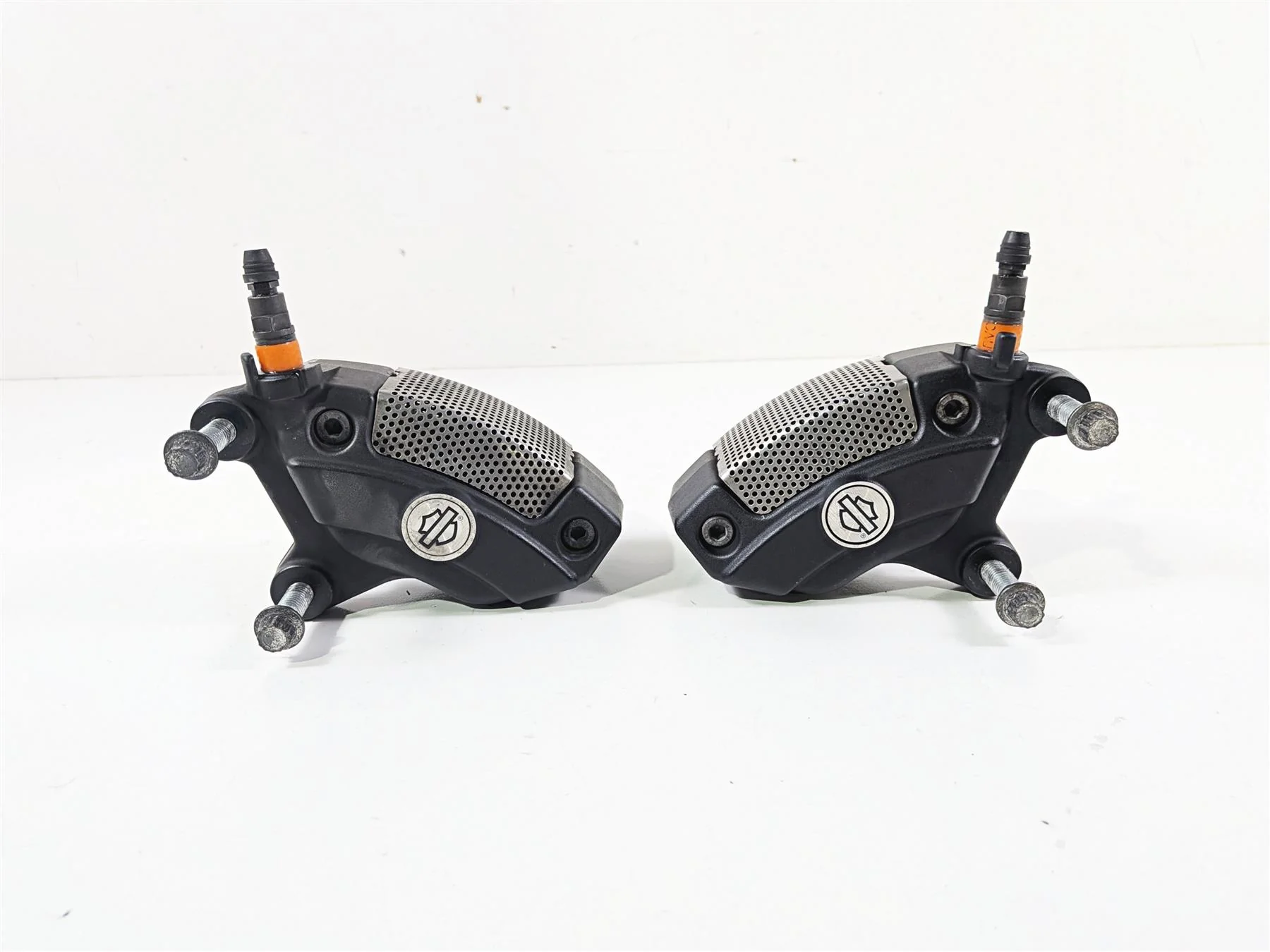 2020 Harley Touring FLTRK Road Glide Front Brake Caliper Set 43027-08 44023-08 - Image 3
