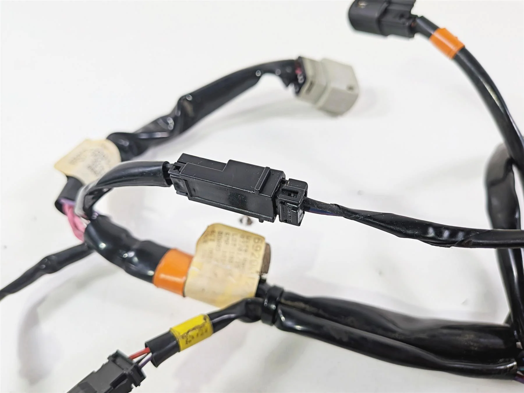 2020 Harley Touring FLTRK Road Glide Front Fairing Wiring Harness 69200122A - Image 11