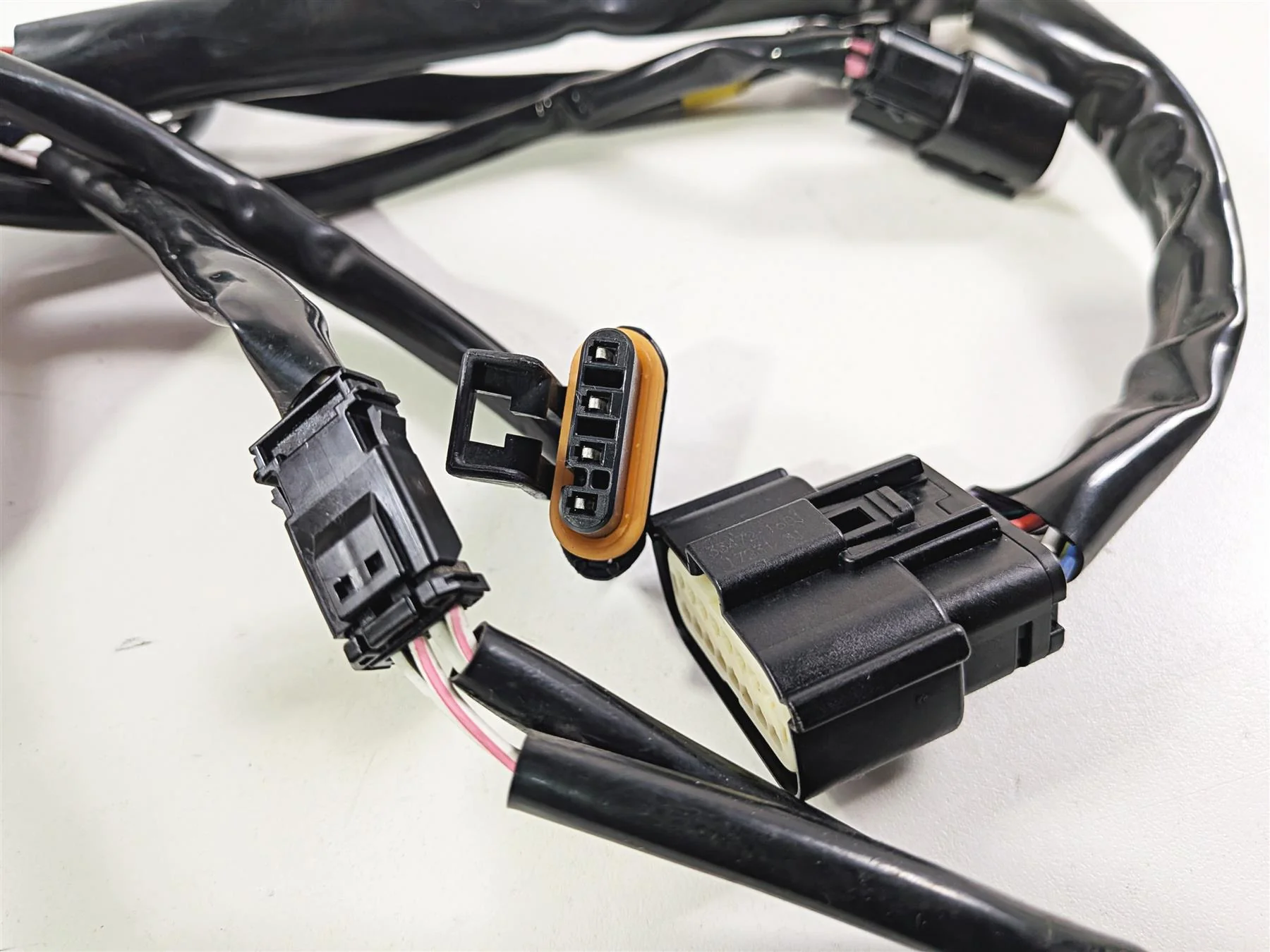 2020 Harley Touring FLTRK Road Glide Front Fairing Wiring Harness 69200122A - Image 8