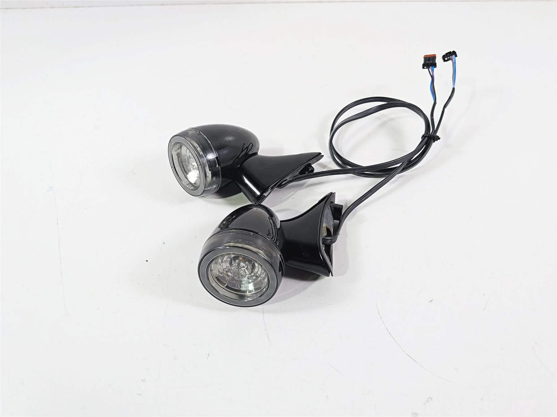 2020 Harley Touring FLTRK Road Glide Front Led Turn Signal Set - Read 67800906