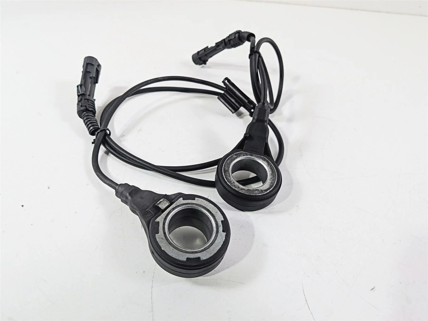 2020 Harley Touring FLTRK Road Glide Front Rear Abs Wheel Speed Sensors 32700015 - Image 12