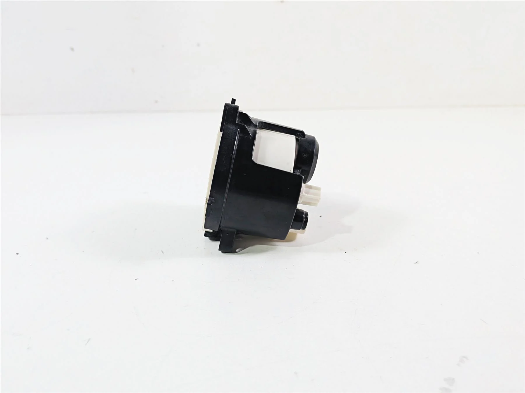 2020 Harley Touring FLTRK Road Glide Fuel Gas Petrol Level Gauge 70900161 - Image 5