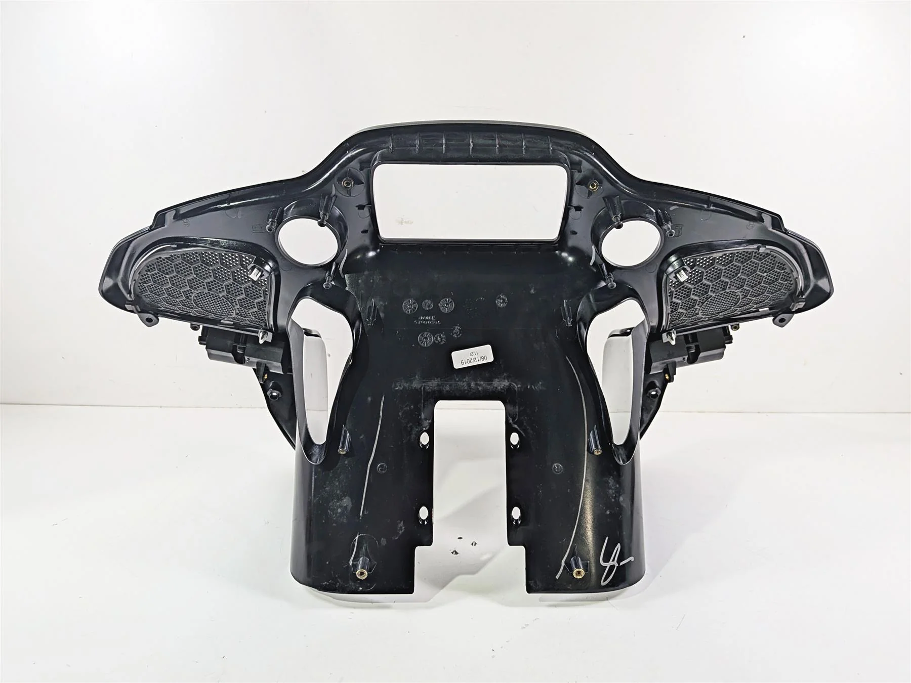 2020 Harley Touring FLTRK Road Glide Inner Front Nose Fairing 57000374DH - Image 4