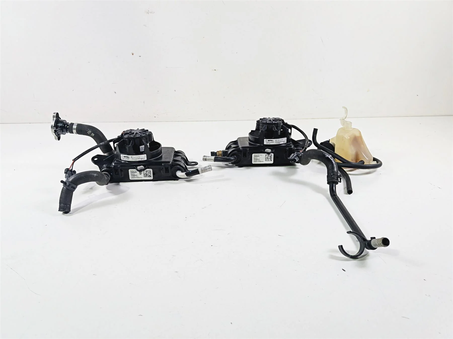 2020 Harley Touring FLTRK Road Glide Left Right Radiator Fan Set 26800004 - Image 2