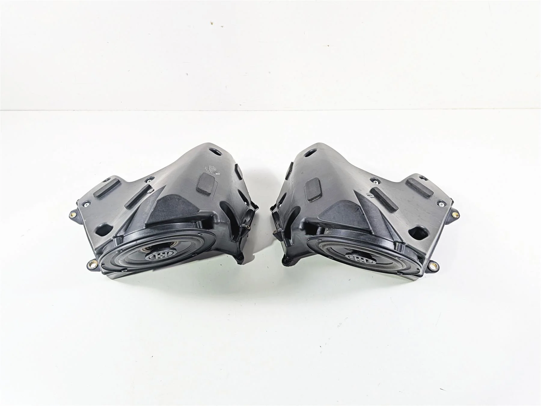 2020 Harley Touring FLTRK Road Glide Left Right Speaker & Housing Set 76000458 - Image 2