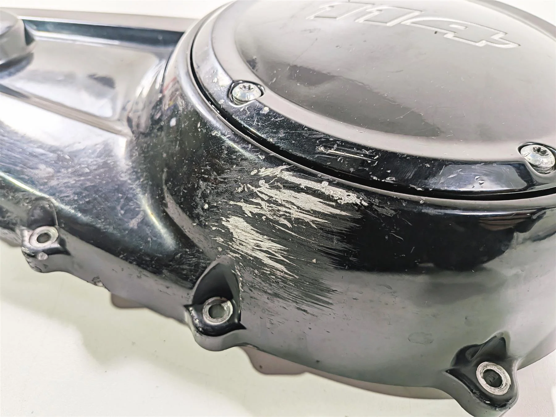 2020 Harley Touring FLTRK Road Glide Outer Primary Drive Clutch Cover 25700377 - Image 11