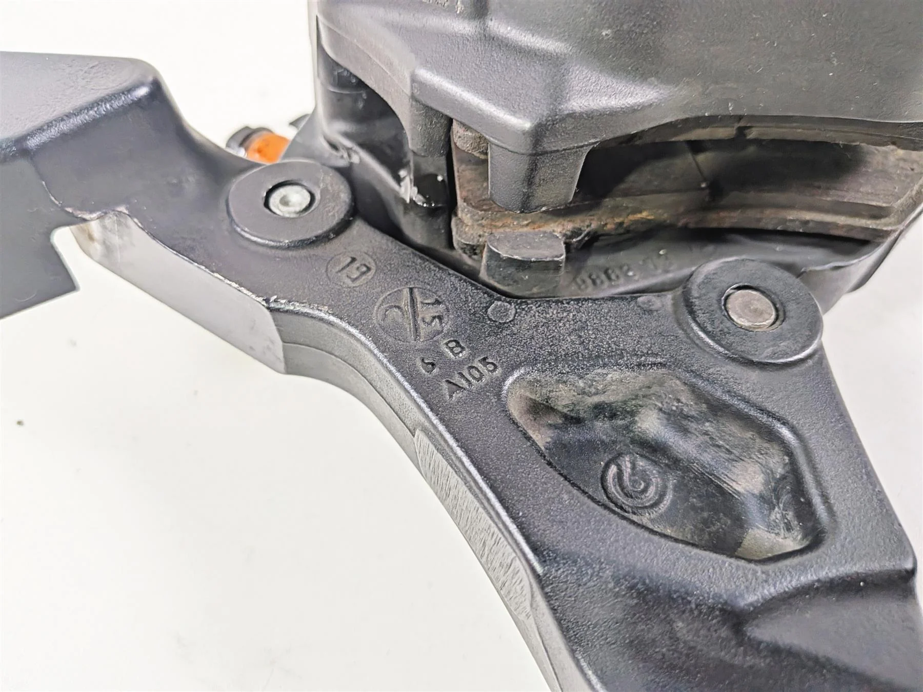 2020 Harley Touring FLTRK Road Glide Rear Brake Caliper & Bracket 44080-08C - Image 8