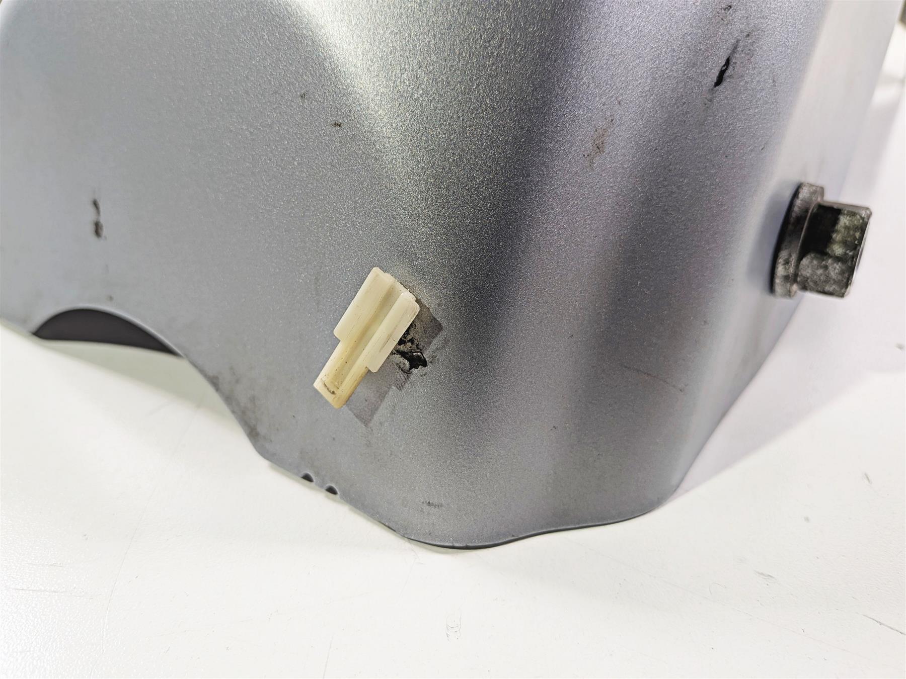 2020 Harley Touring FLTRK Road Glide Rear Fender Silver 58702-09A - Image 12