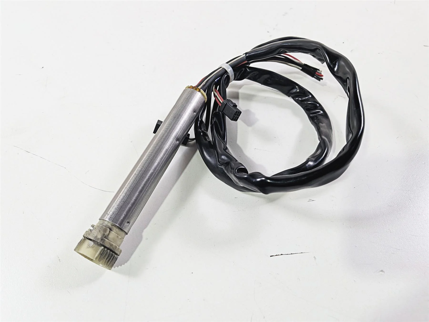2020 Harley Touring FLTRK Road Glide Ride By Wire Throttle Sensor Read 32700050A - Image 12
