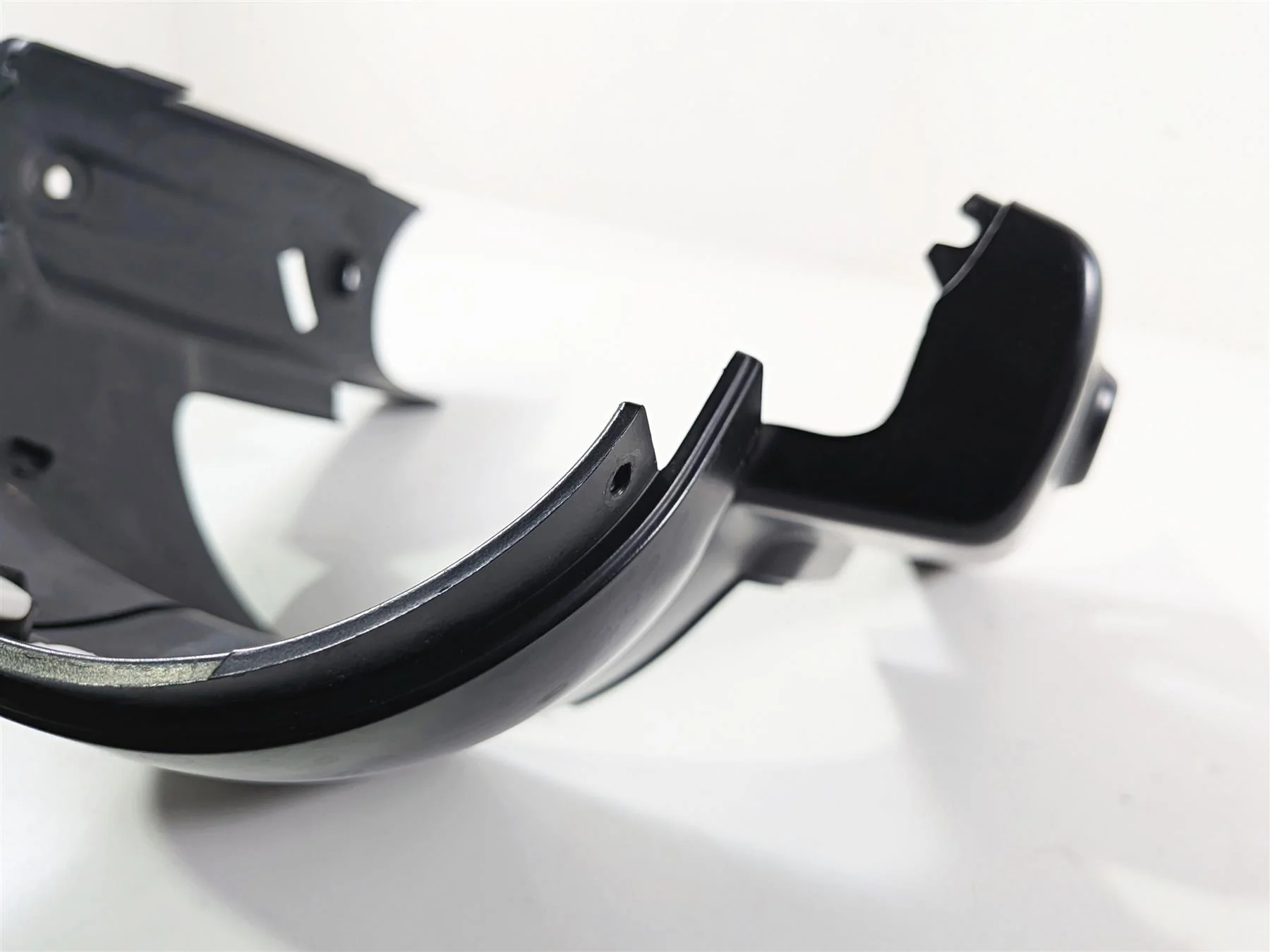 2020 Harley Touring FLTRK Road Glide Speedometer Nacelle Cover 70900372 70900373 - Image 11