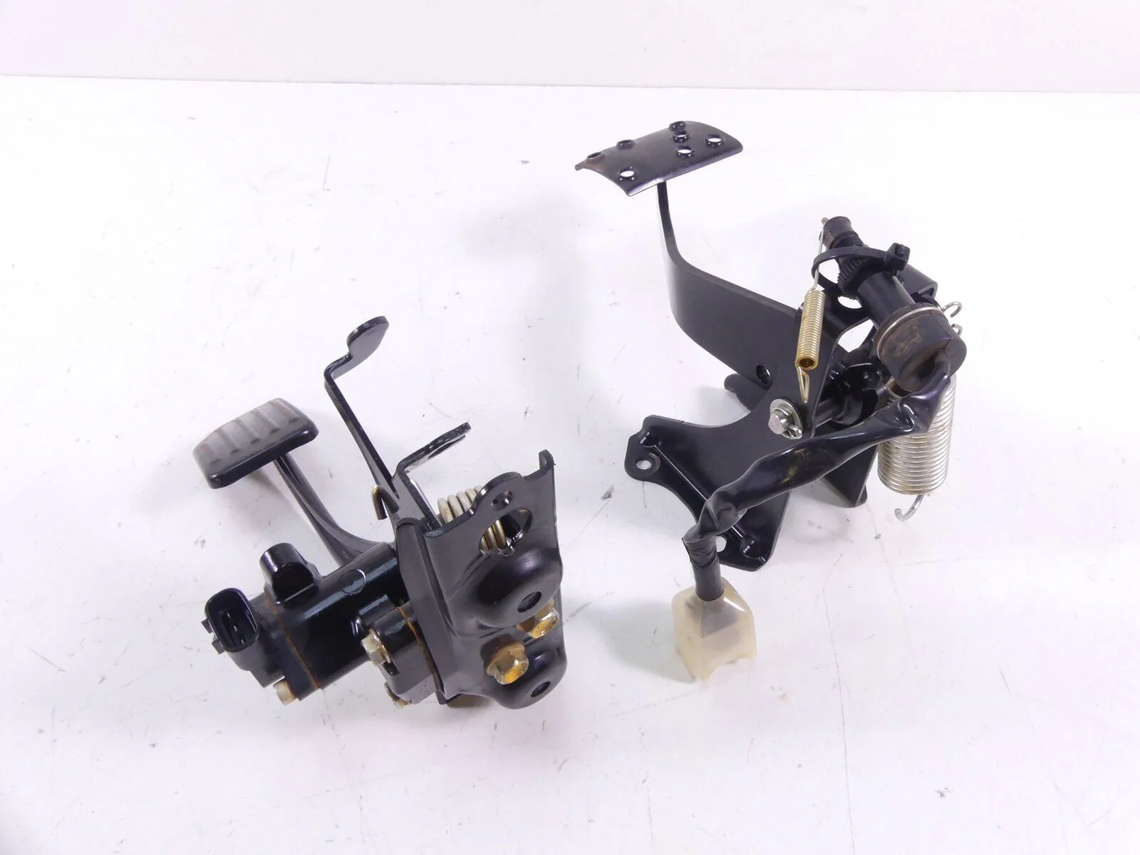 2020 Honda Talon SXS1000 S2X Foot Accelerate Brake Pedal Set 46560-HL6-A00 - Image 2