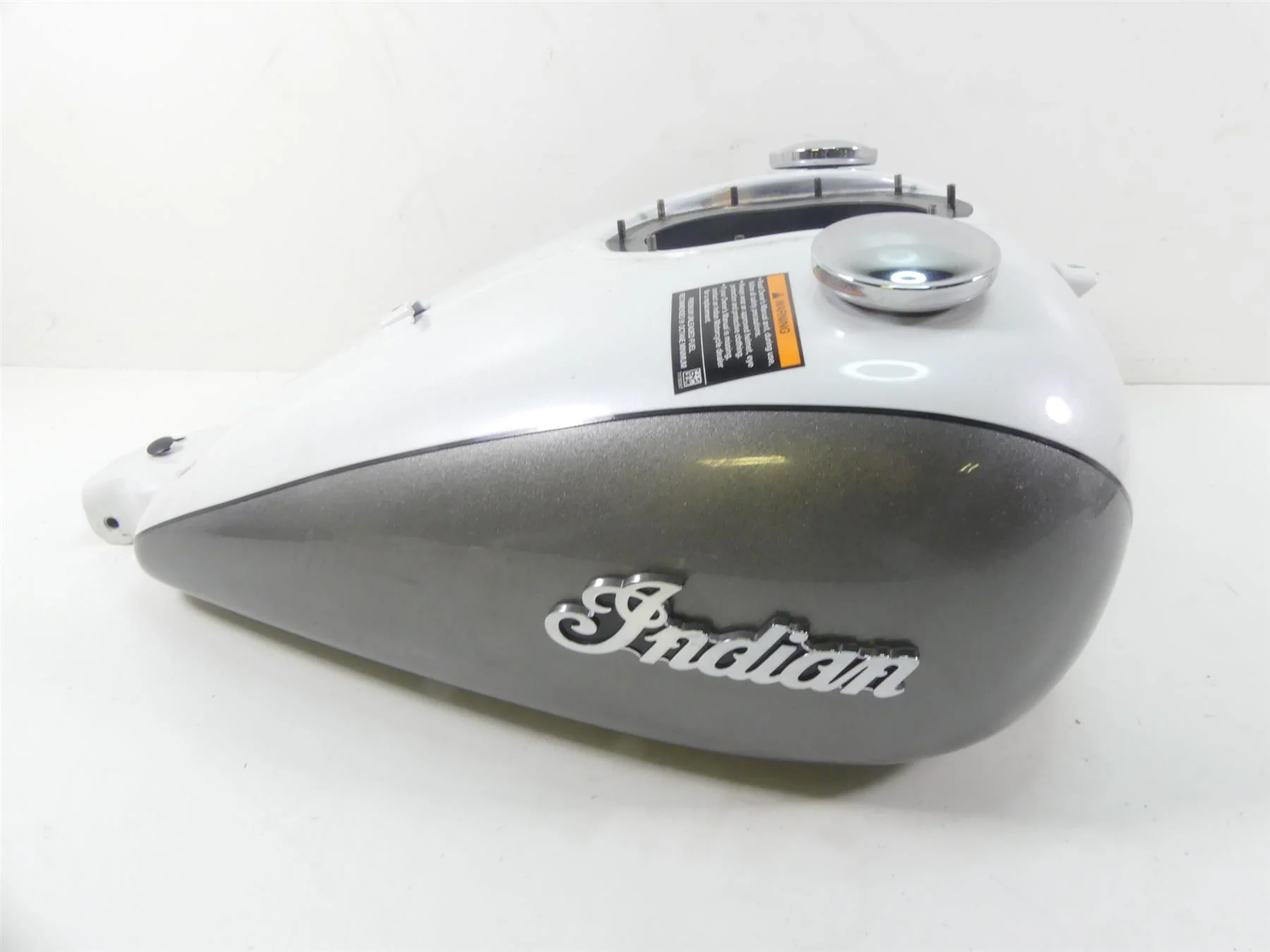 2020 Indian Roadmaster Fuel Gas Petrol Tank Reservoir -Read 1021997-329
