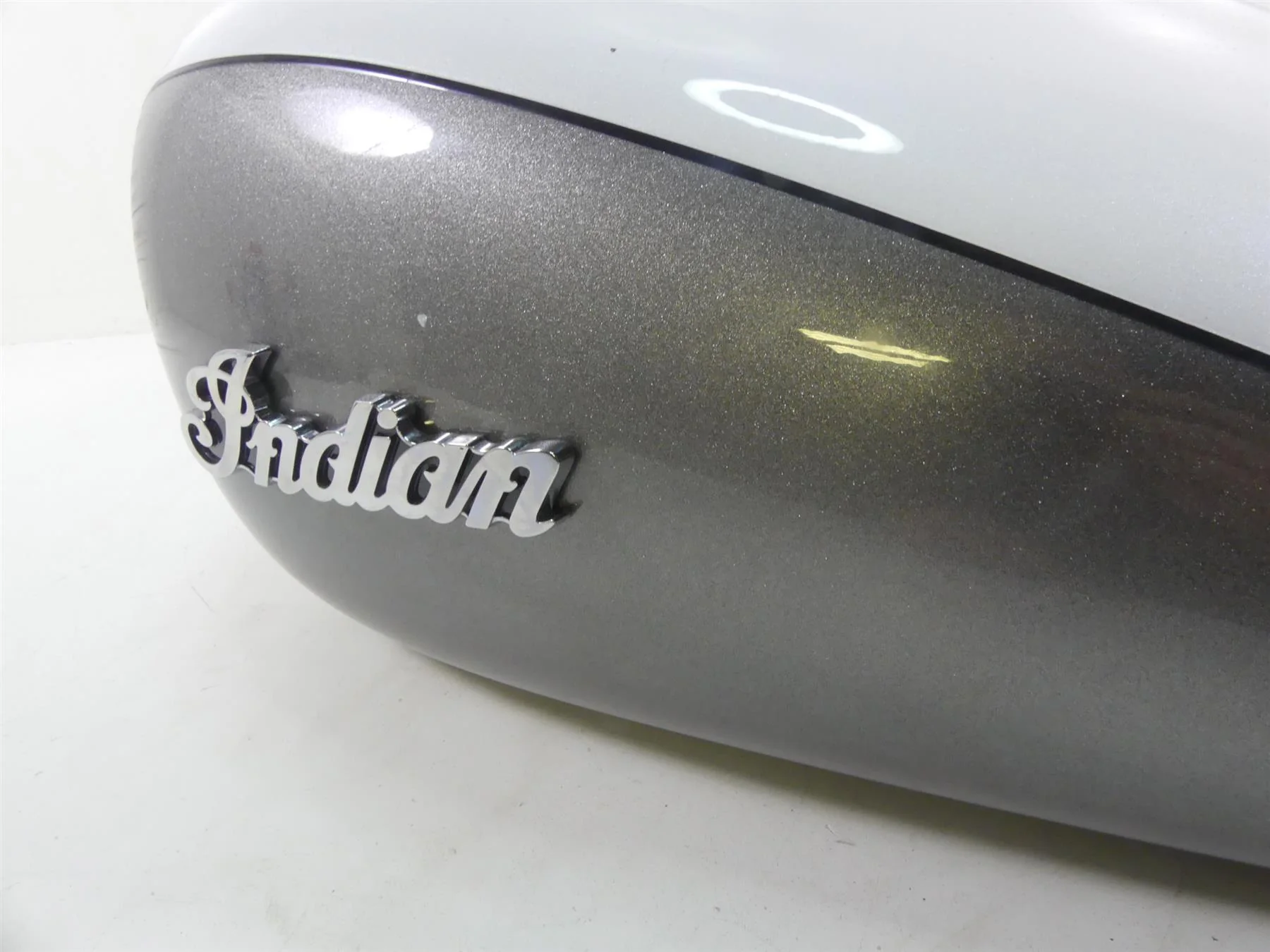 2020 Indian Roadmaster Fuel Gas Petrol Tank Reservoir -Read 1021997-329 - Image 11