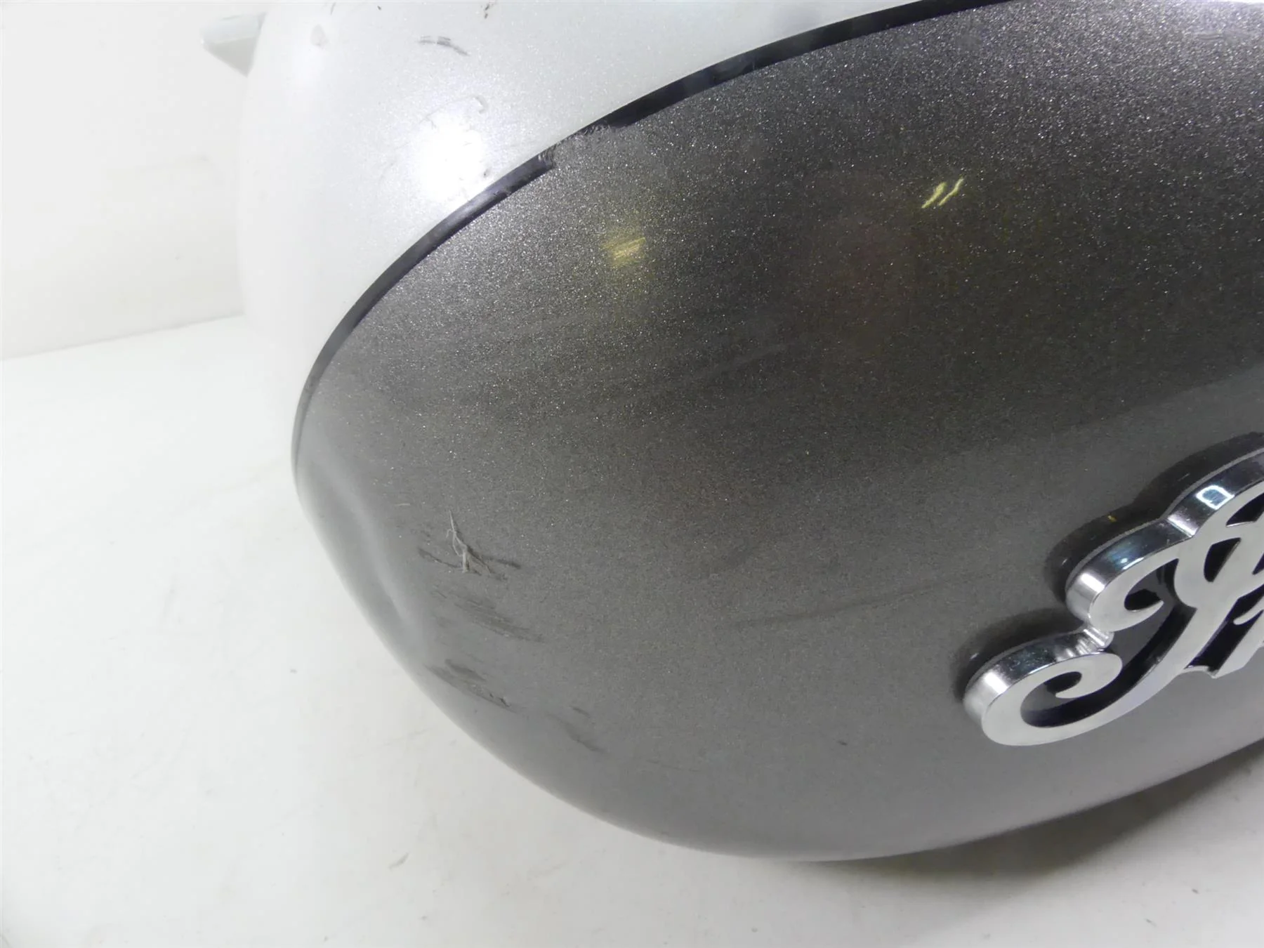 2020 Indian Roadmaster Fuel Gas Petrol Tank Reservoir -Read 1021997-329 - Image 12