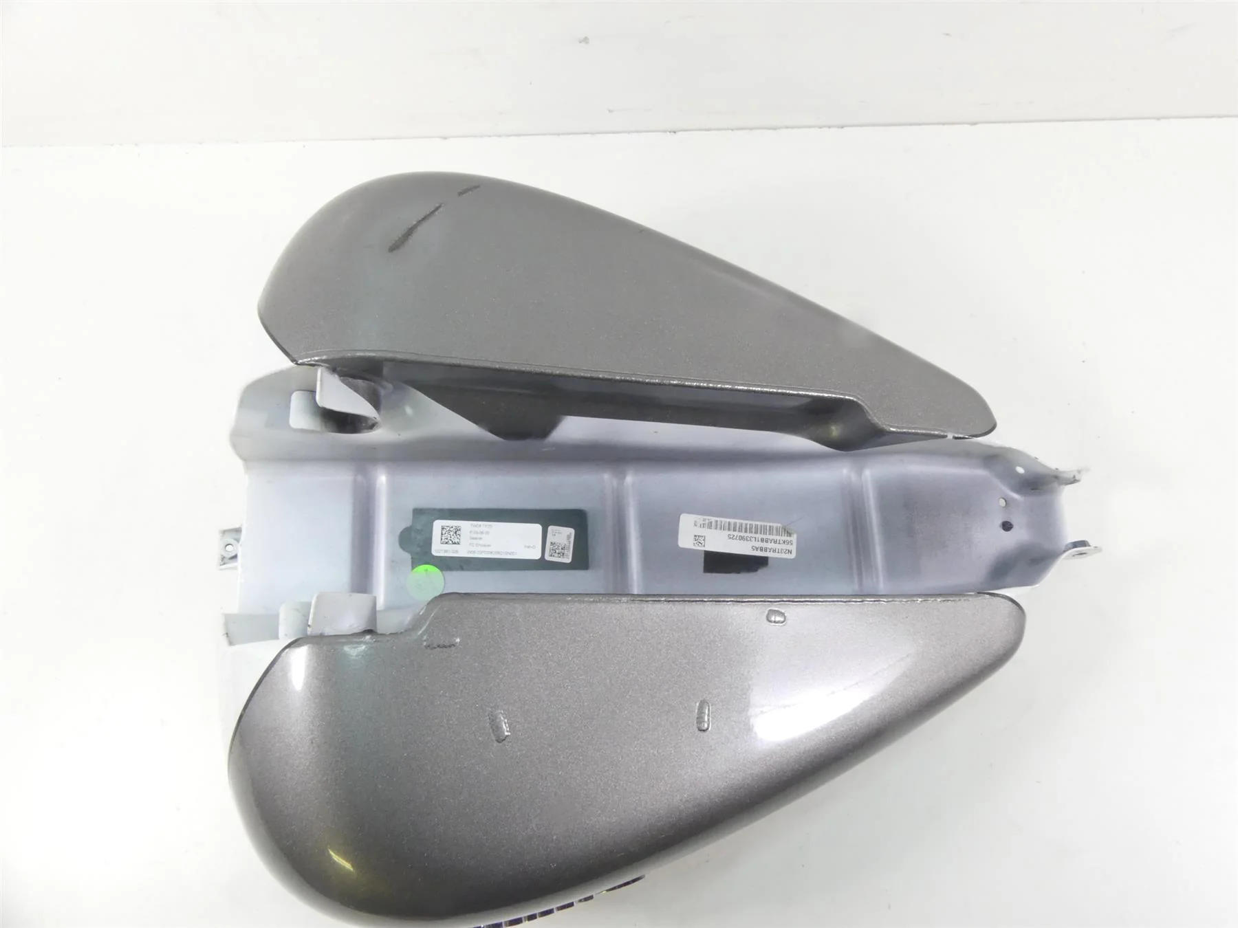 2020 Indian Roadmaster Fuel Gas Petrol Tank Reservoir -Read 1021997-329 - Image 4