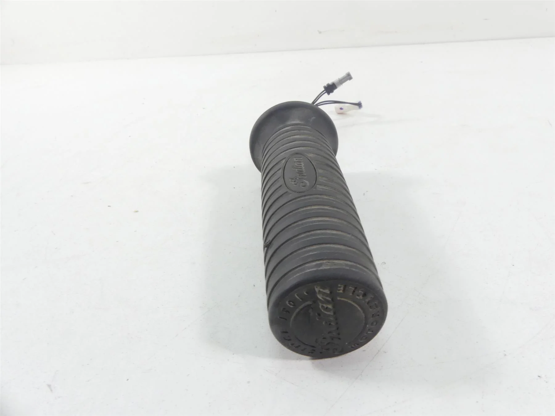 2020 Indian Roadmaster Left Hand Heated Grip Handle 5416282 - Image 6