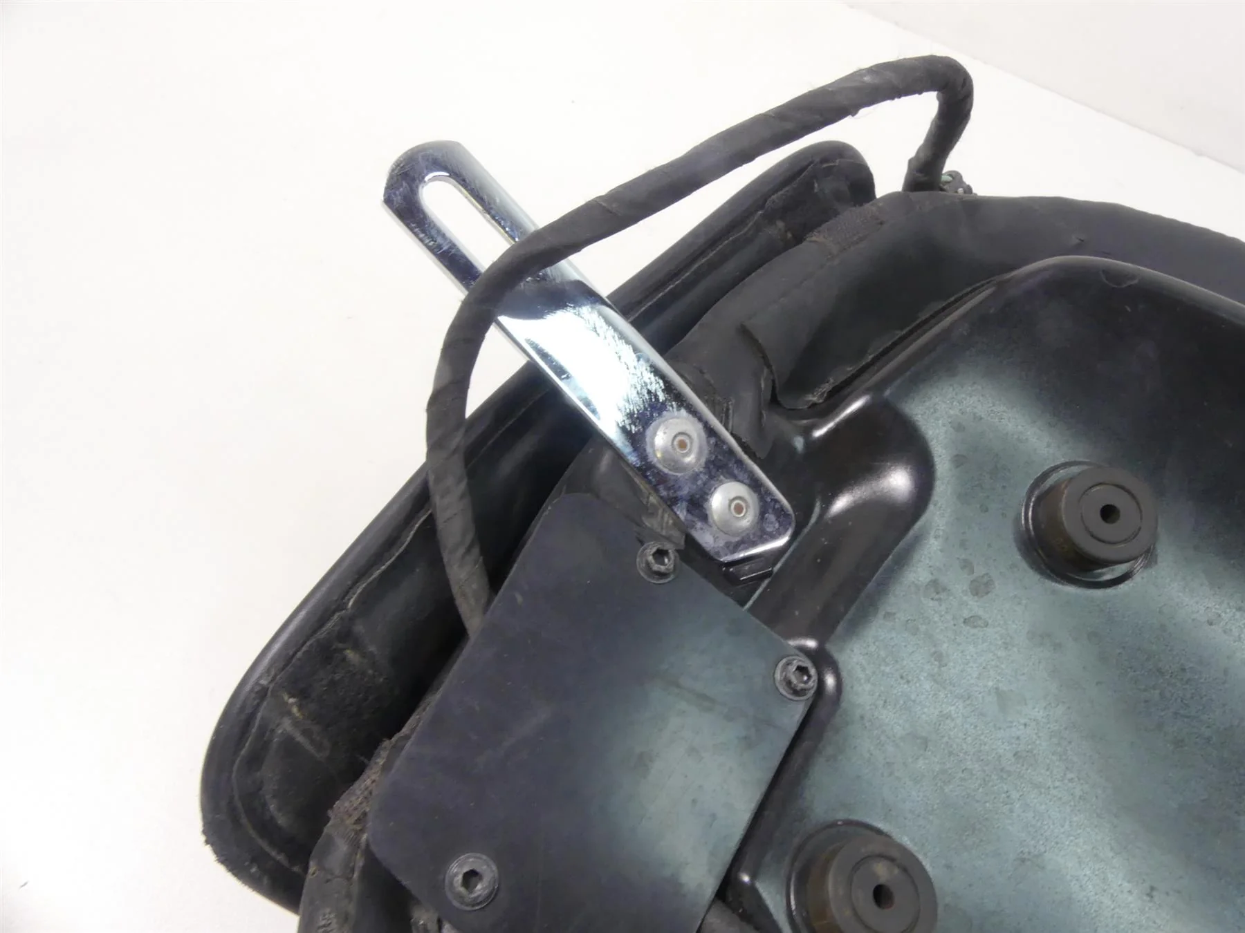 2020 Indian Roadmaster Nice Heated Duo Rider Passenger Seat Saddle 2687597 - Image 3