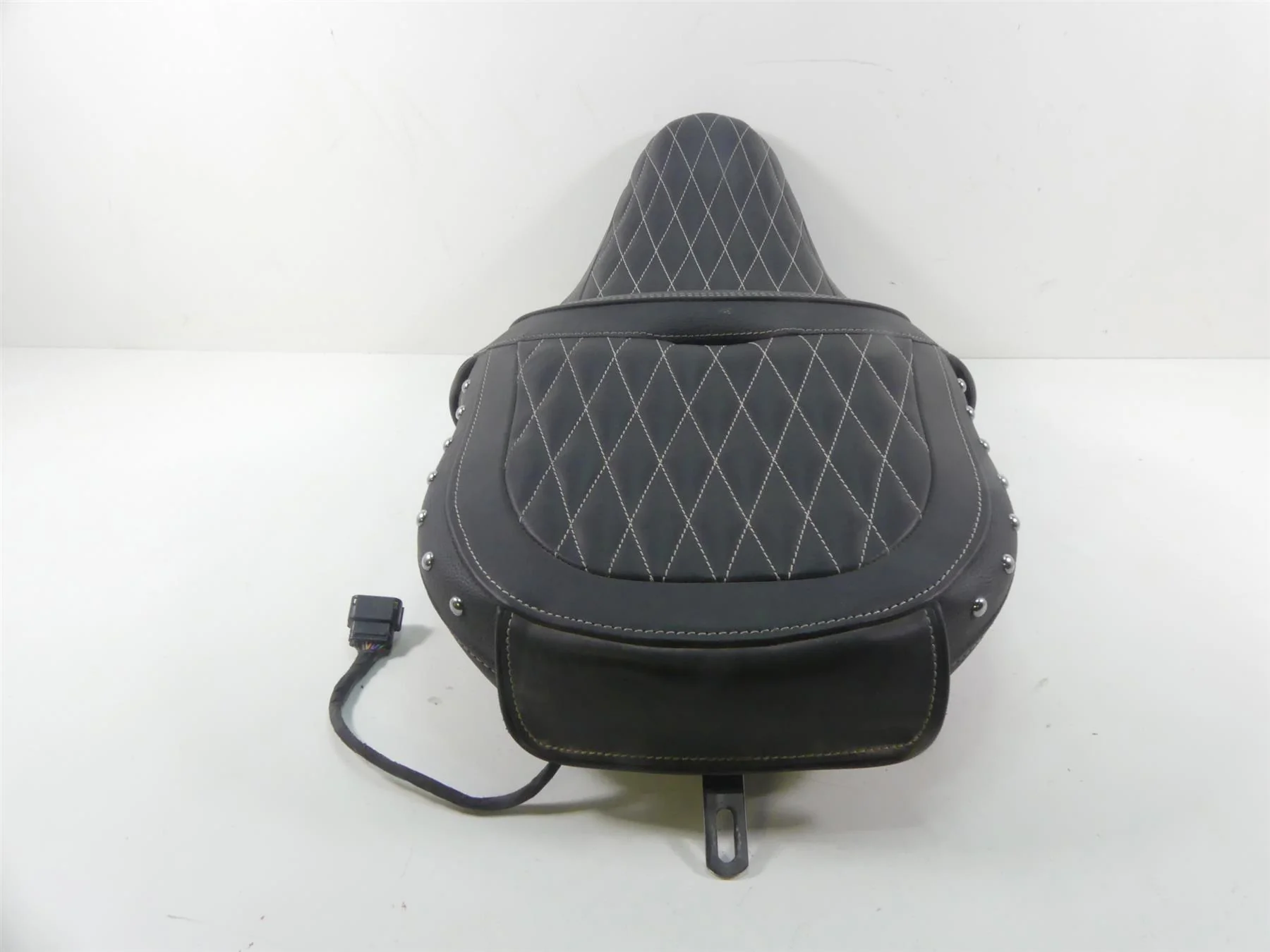 2020 Indian Roadmaster Nice Heated Duo Rider Passenger Seat Saddle 2687597 - Image 4