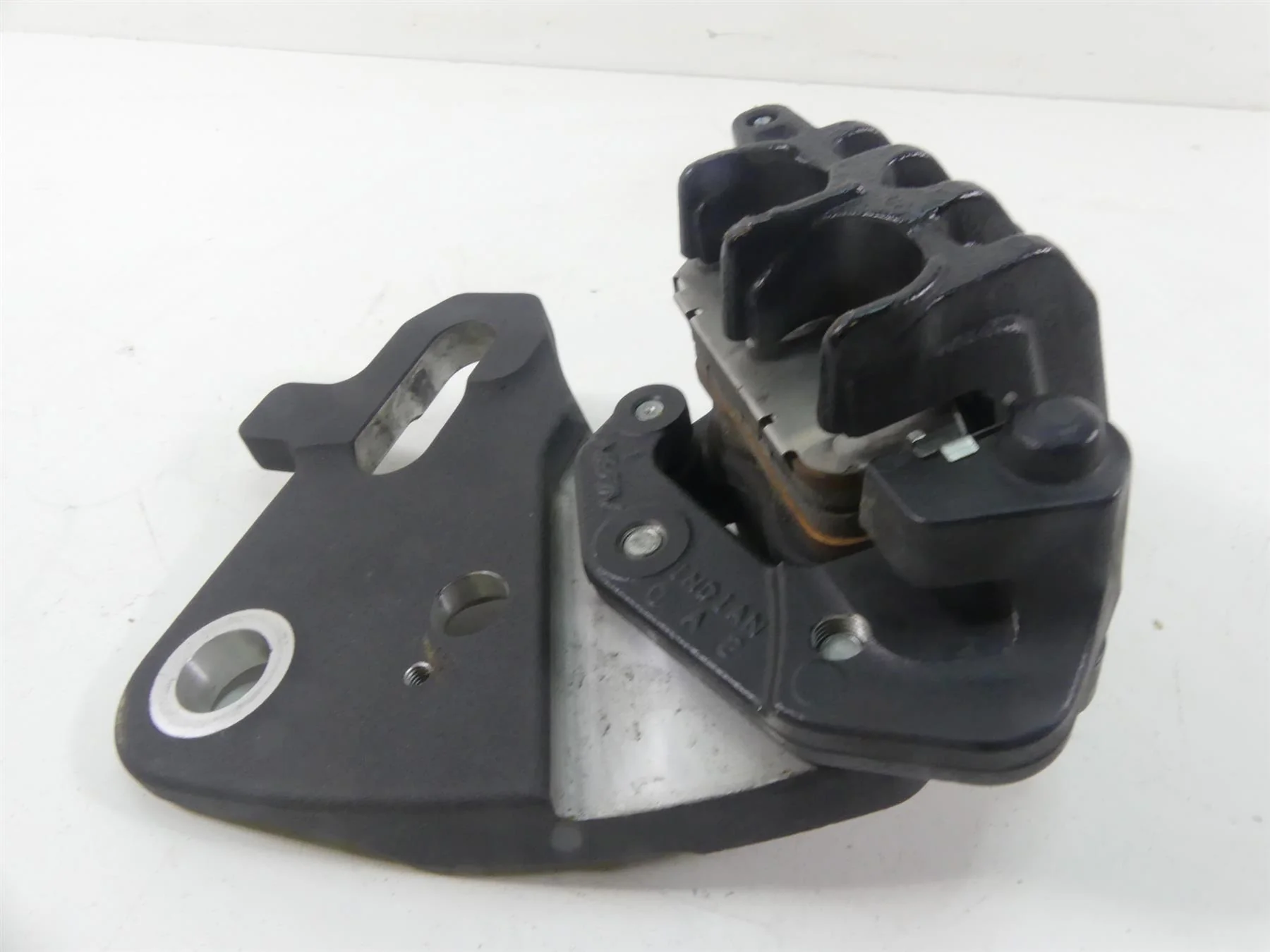 2020 Indian Roadmaster Nice Rear  Brake Caliper Pads Bracket 1912006 - Image 6